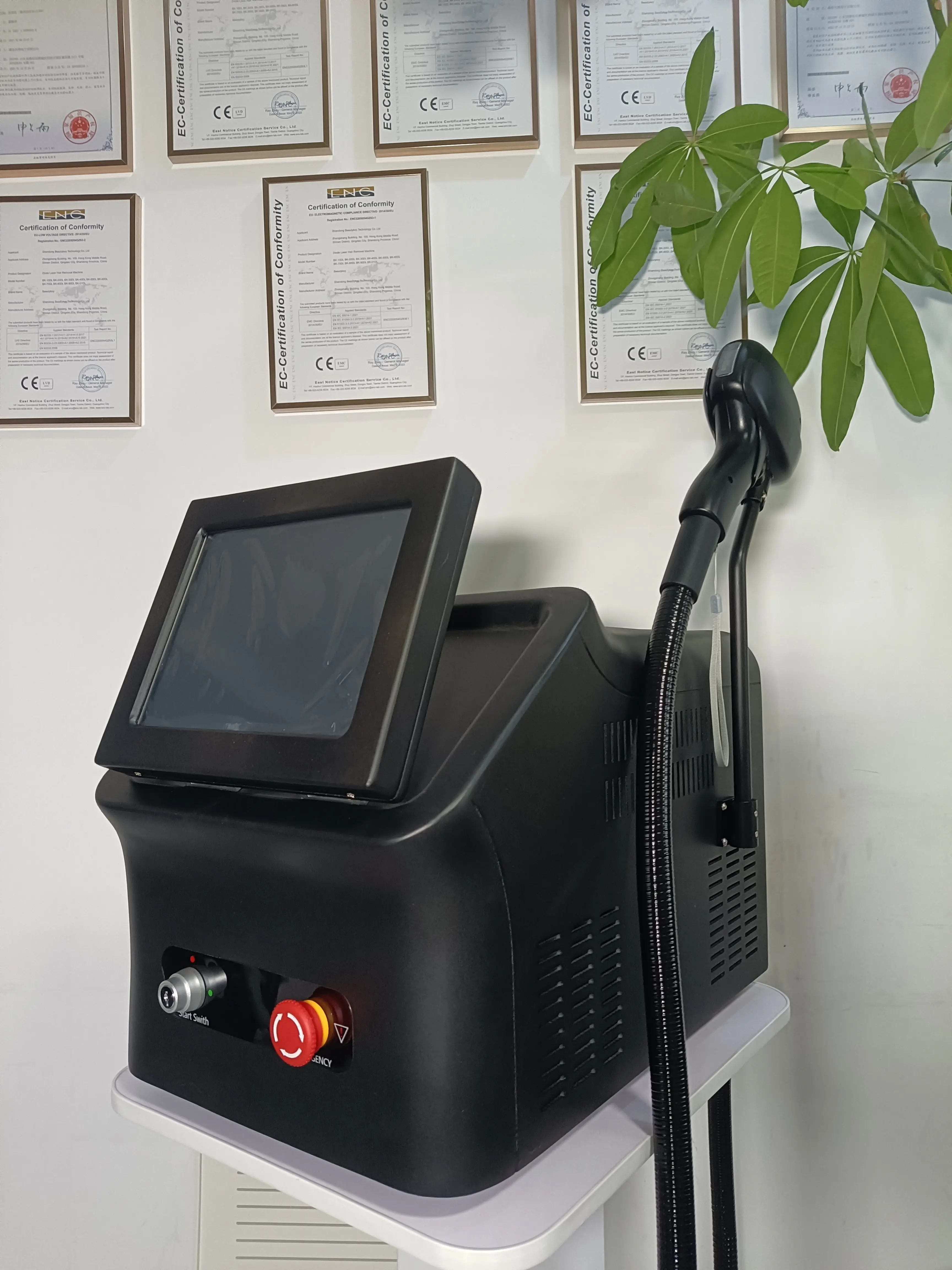 Portable Painless Laser Beauty Equipment Hair Removal Ipl Machine Aesthetic Medicine 808nm Diode Laser 755 808 1064nm ODM OEM