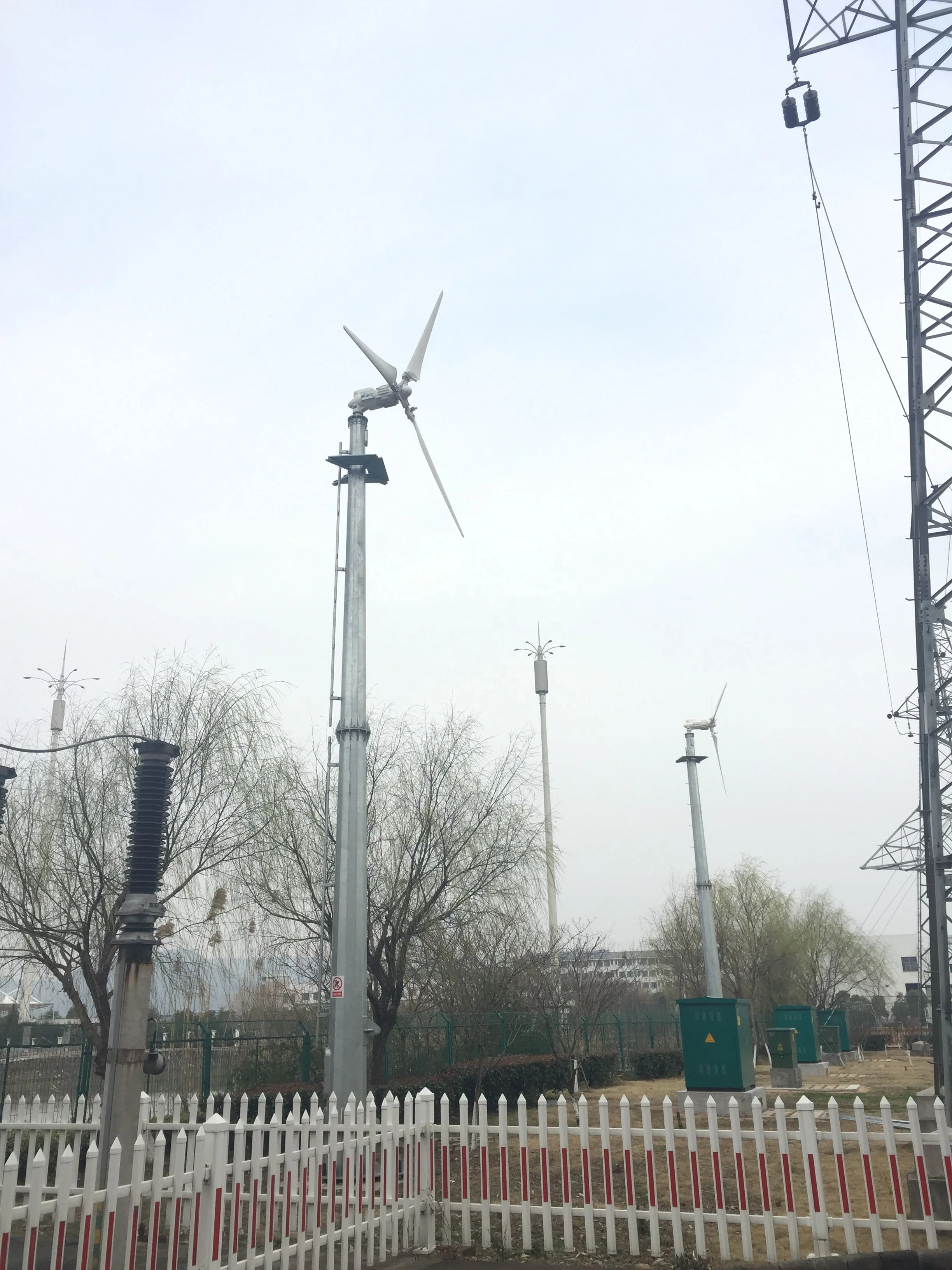 Pitch controlled domestic wind turbine 2kw 2000w with RPM or wind speed control system