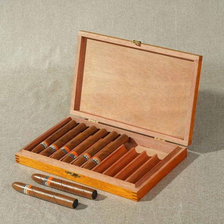 Factory OEM Unfinished Cigar Boxes Reusable Solid Nature Lacquer Wooden Cigar Item