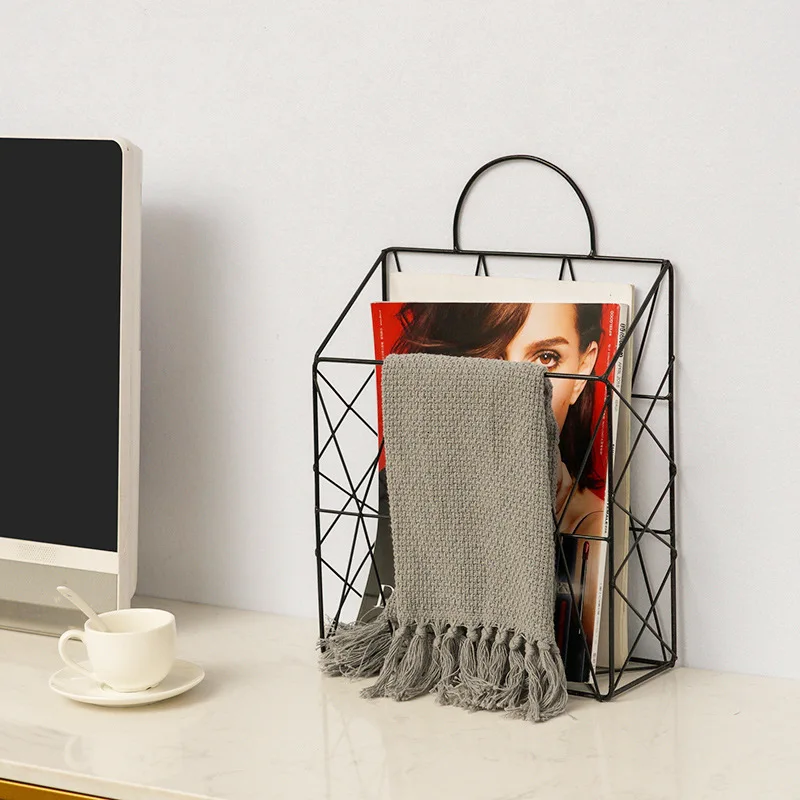 Nordic style wall wall hanging iron art portable magazine rack book room newspaper rack living room wall storage rack Creative