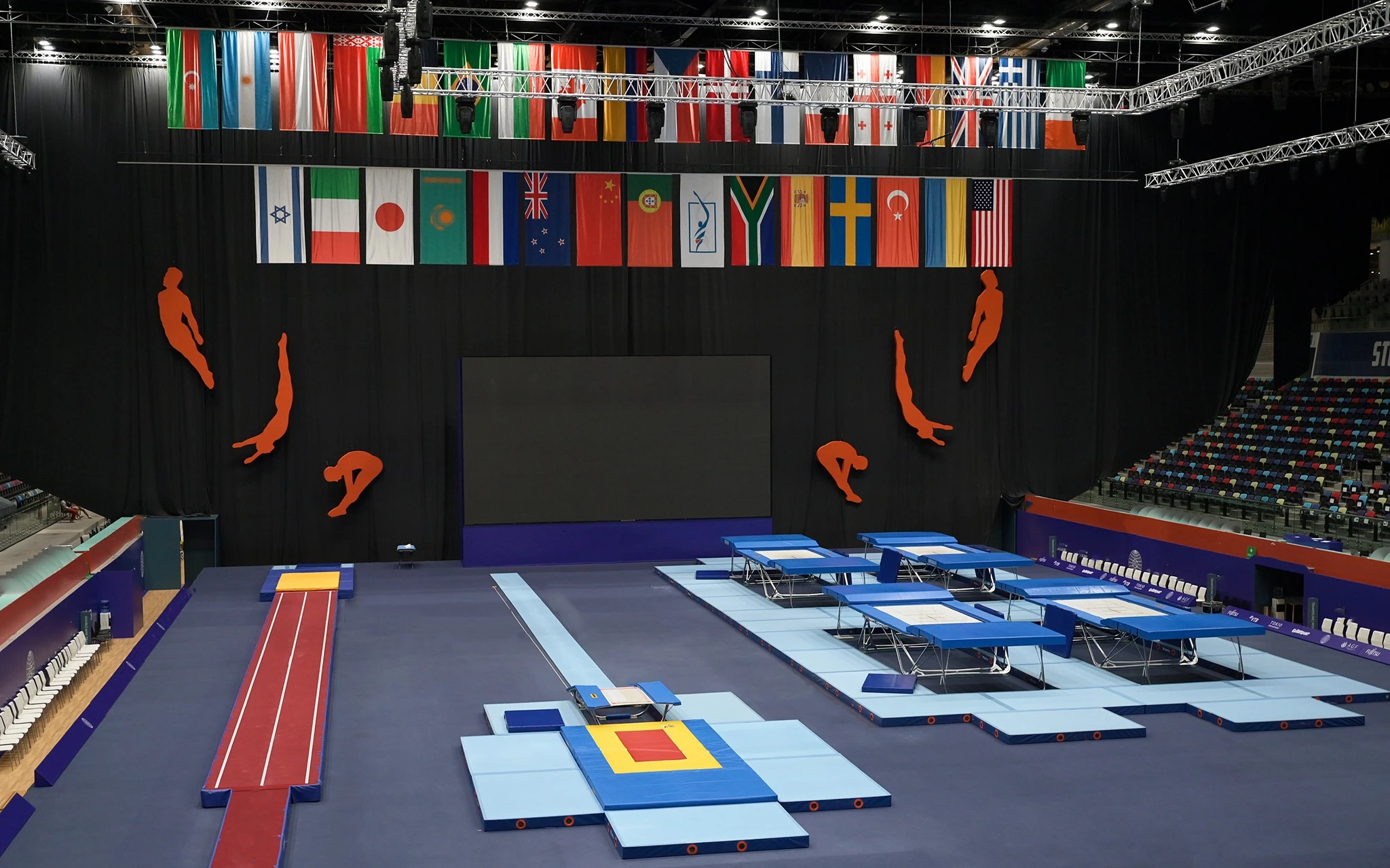 Gaohao master trampoline for gym training and competition Europe trampoline with safety pad strong springs quickly open and fold