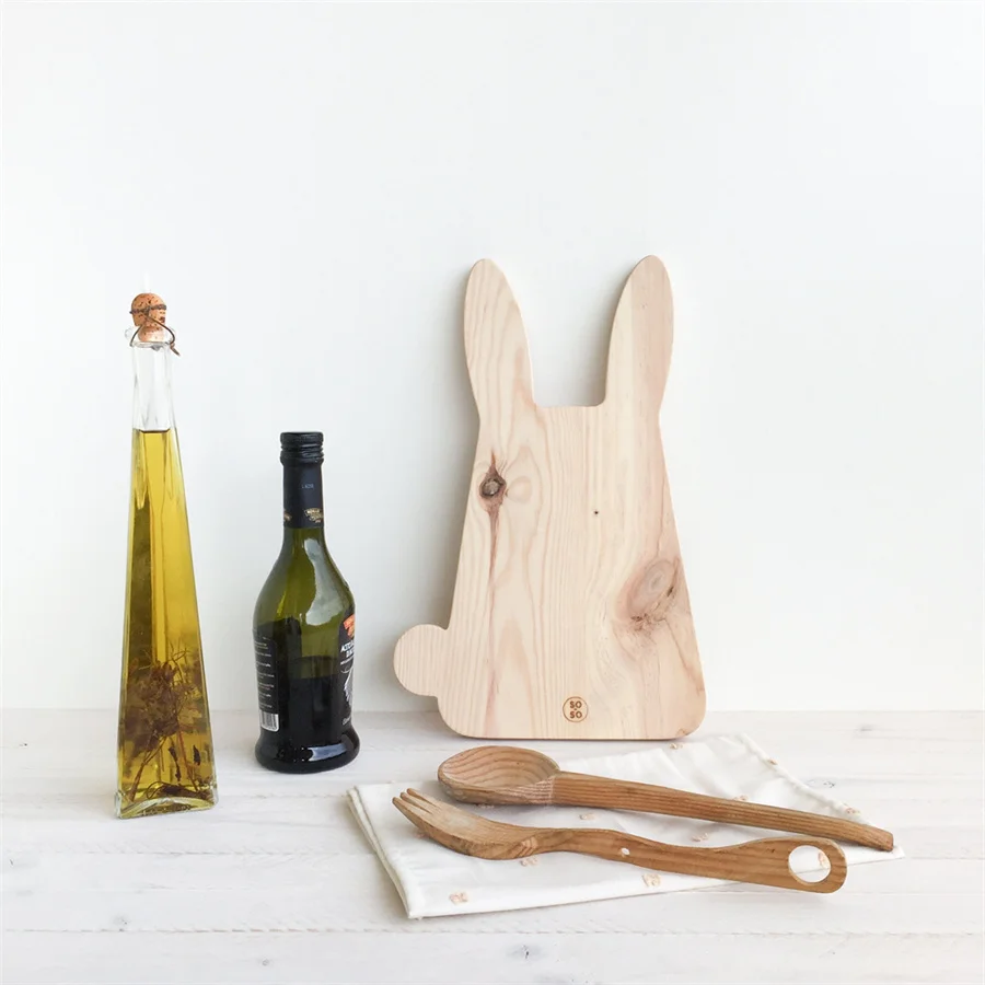 Factory Wholesale Personalised Charcuterie Table Decor Handmade Kitchen Gifts Cheese Board Bunny Rabbit Serving  Wooden Tray