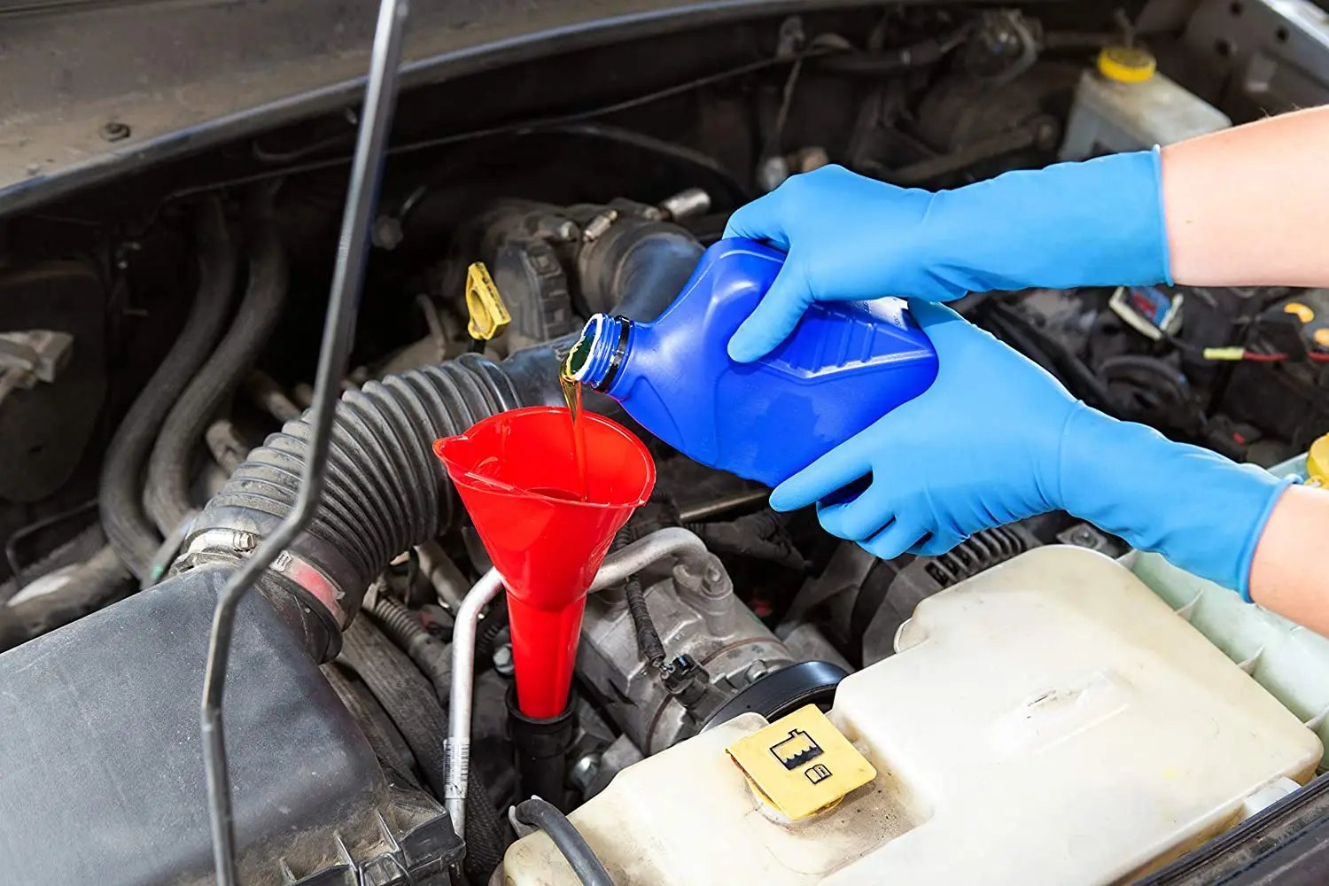 SG-375 Disposable Latex Gloves Medical / Exam Grade, Long Cuff, Thick Powder Free in Natural Rubber, Box of 50 Units