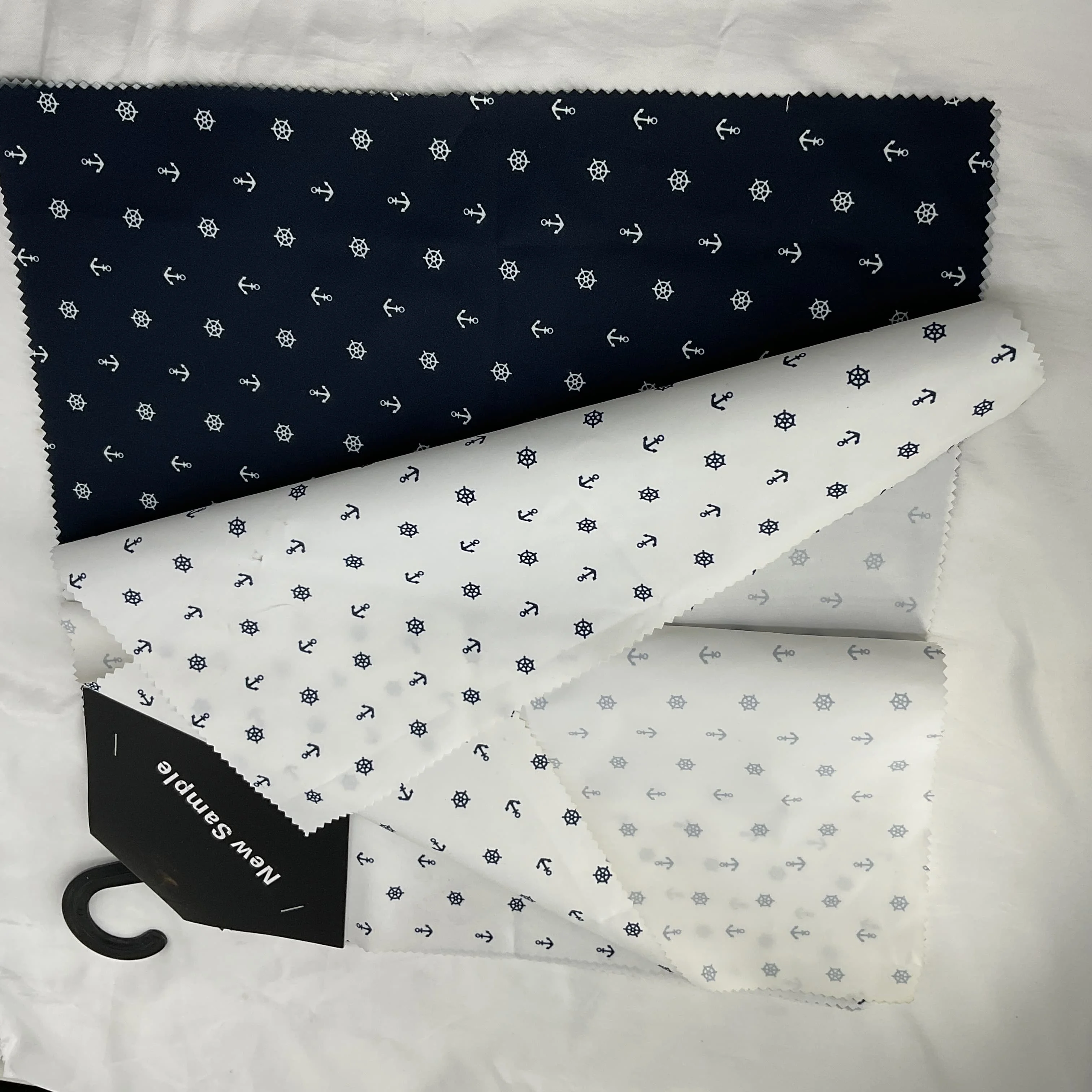 400Dx300D  + DWR + anti-UV (UPF 40+) coatings 70% Nylon 30% Polyester Oxford Fabric Diamond Ripstop design