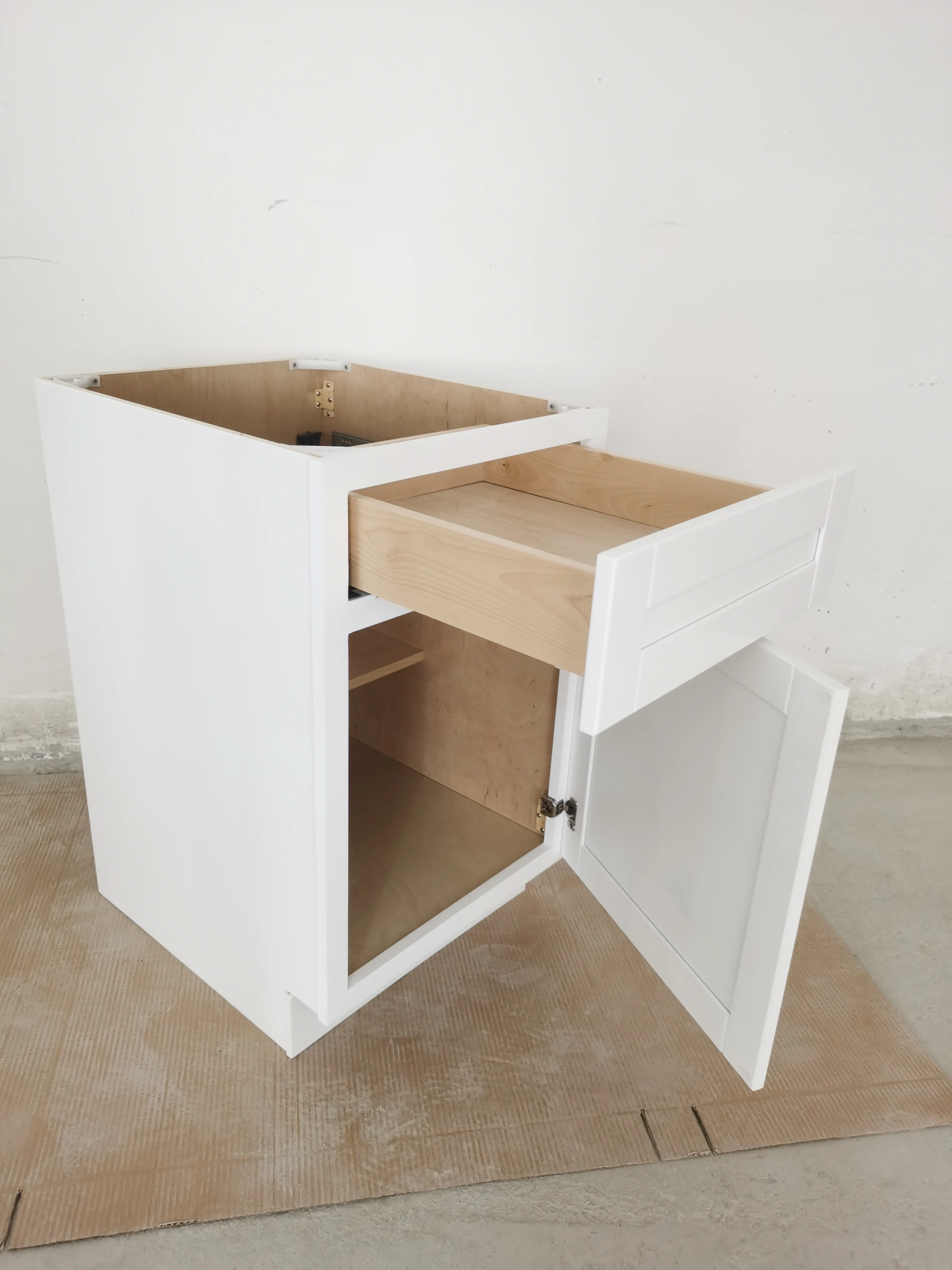 Newly RTA Solid Wood Kitchen Cabinet Accessories and Cabinetry Designs