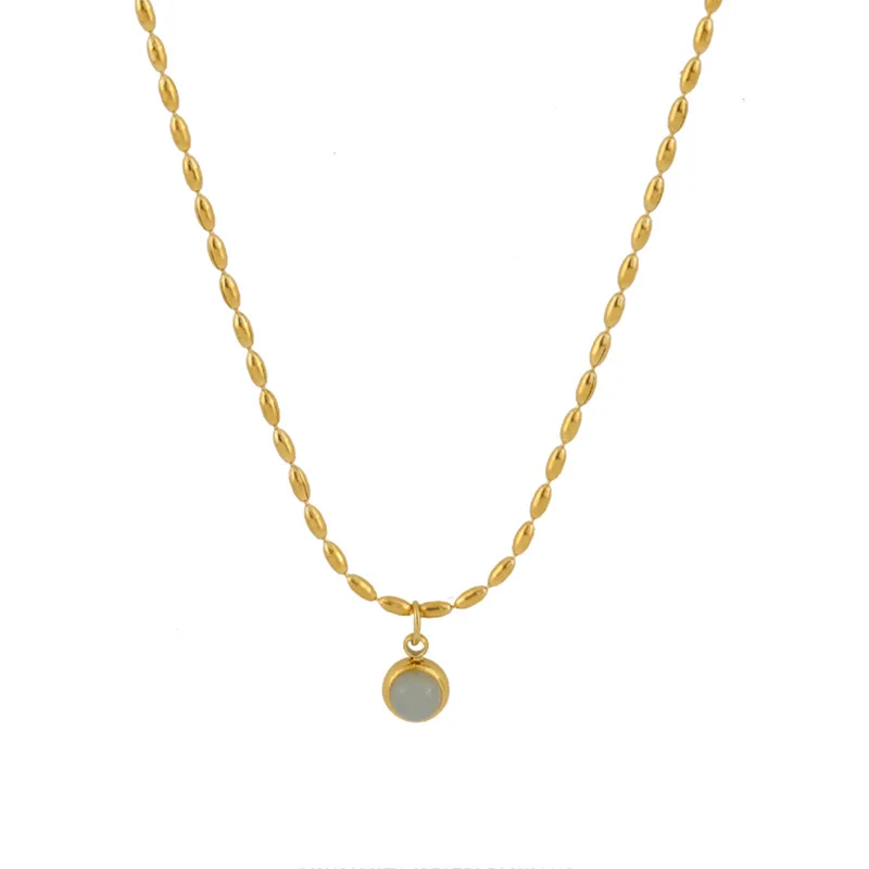 Ожерелье из нержавеющей стали с подвеской в виде нефрита