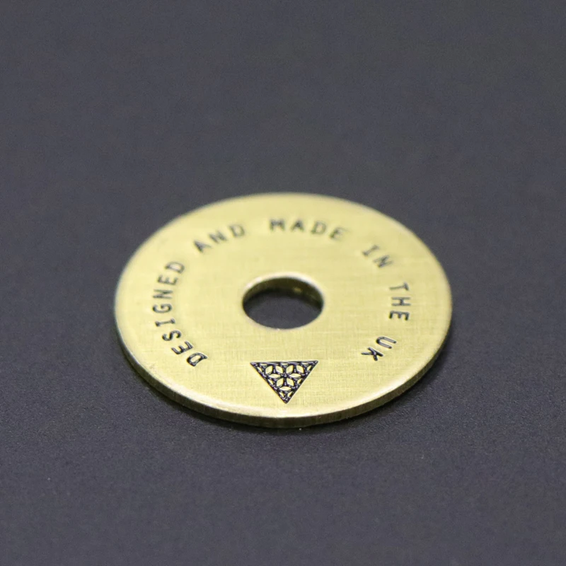 Factory hot selling custom round  etched copper engraved  metal brass logo tag  with holes