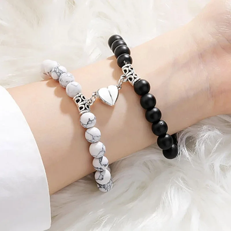 2Pcs/Set Natural Howlite Matte Onyx Jewelry Classic Magnetic Heart Clasps Charm Long Distance Couple Bead Touch Bracelet Set