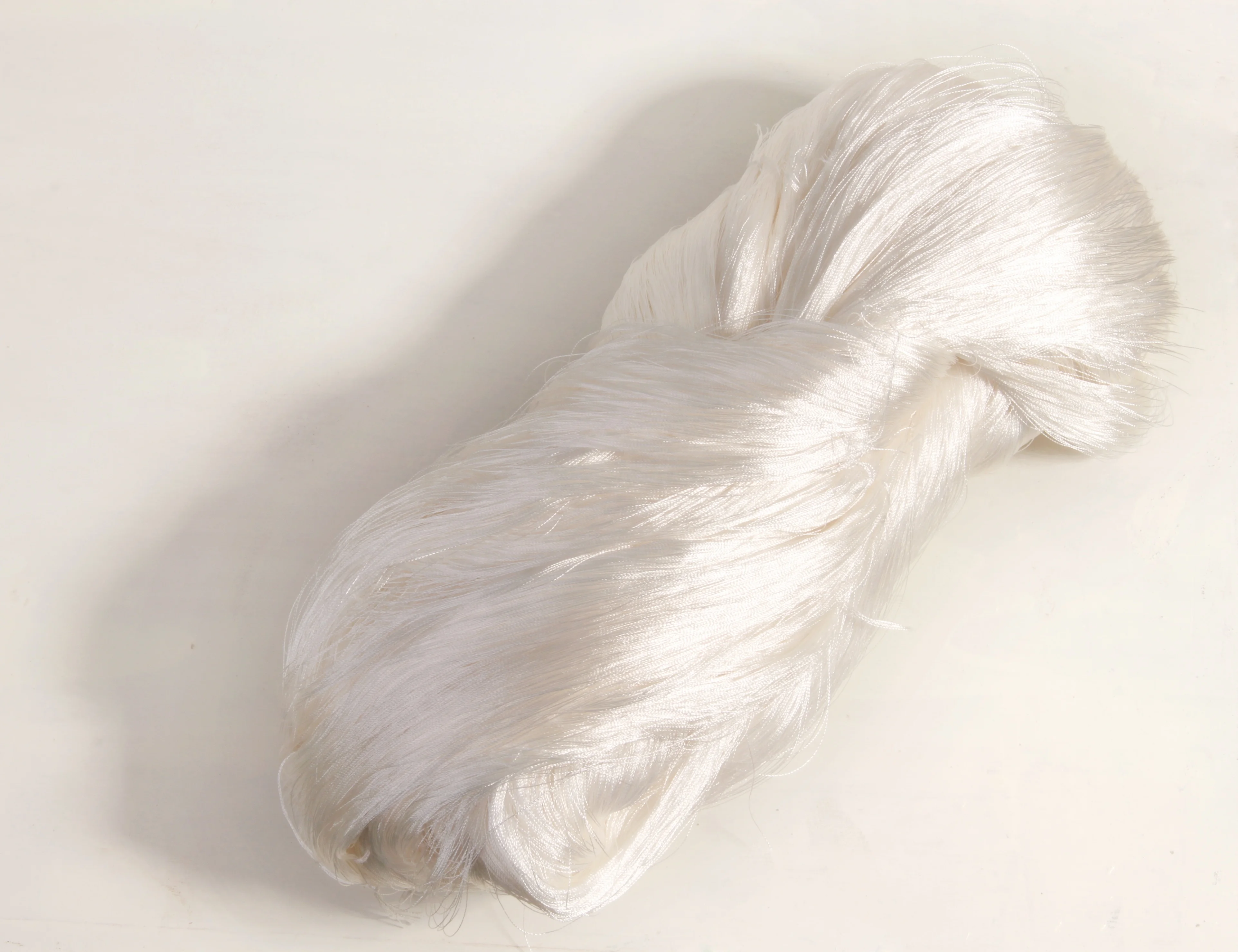 100% Viscose Rayon Embroidery Thread Bright Dyed Hank