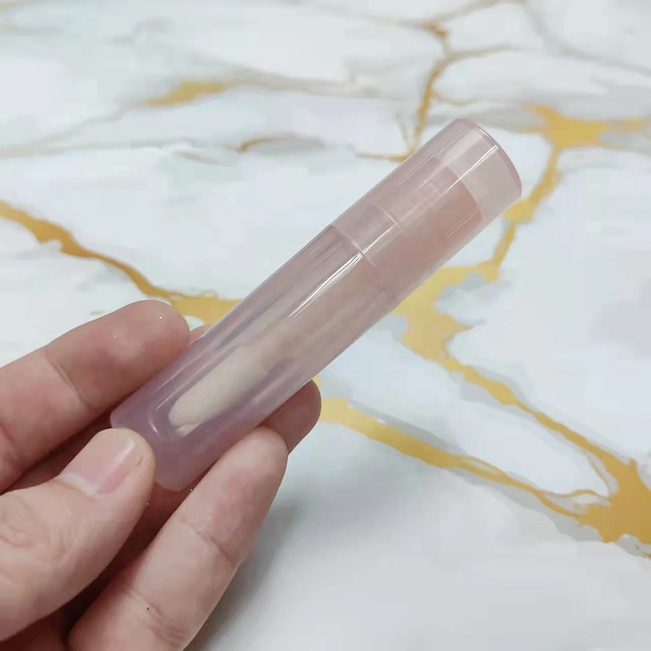 In Stock Color Lip Gloss Tubes Empty Round Liquid Lipstick Packaging Lipgloss Tubes Big Wand Custom Logo