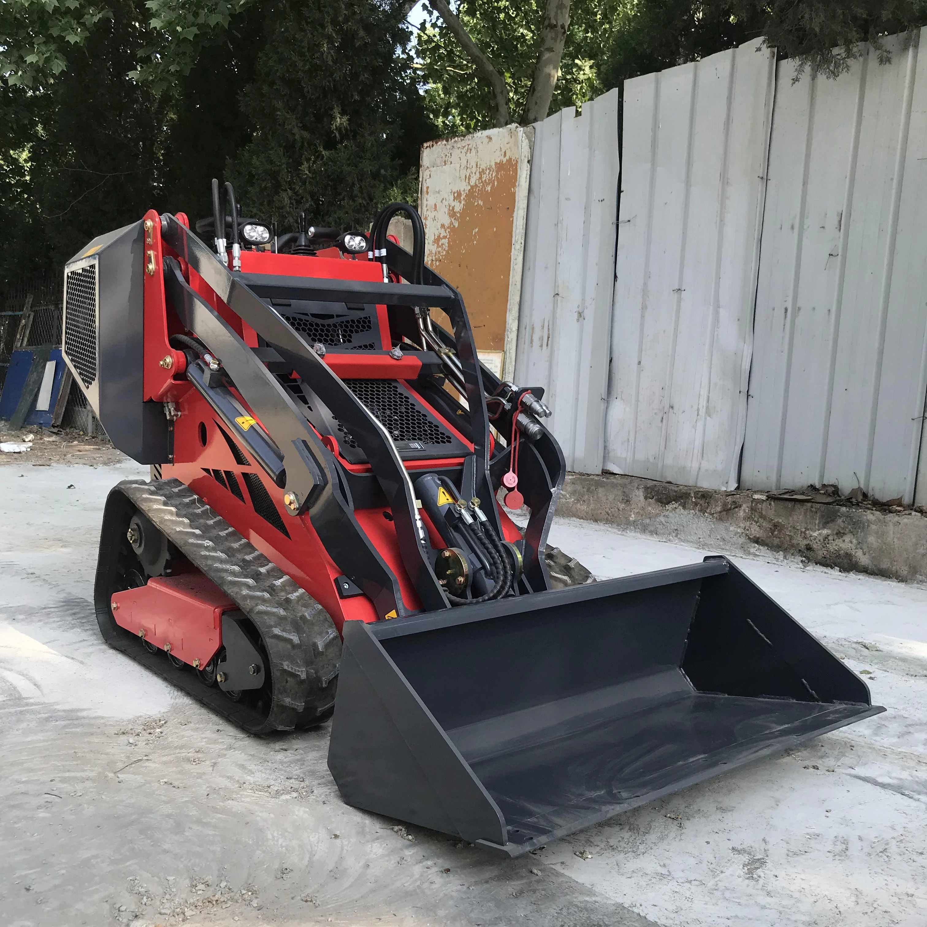 Buy high quality skid steer rubber tracked crawler cheap skid steer loader for sale