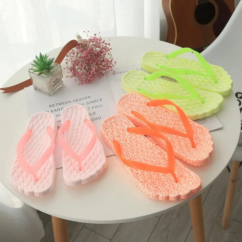 
2021Wholesale Women Flat sendal fluorescence Flip Flop 2021 beach slide slipper women sandals 