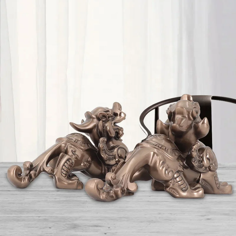 Bulk Sales Chinese Feng Shui Religious Crafts Lucky Mascot Resin Cast Copper Creative Design Pixiu Statue for Office Home Decor