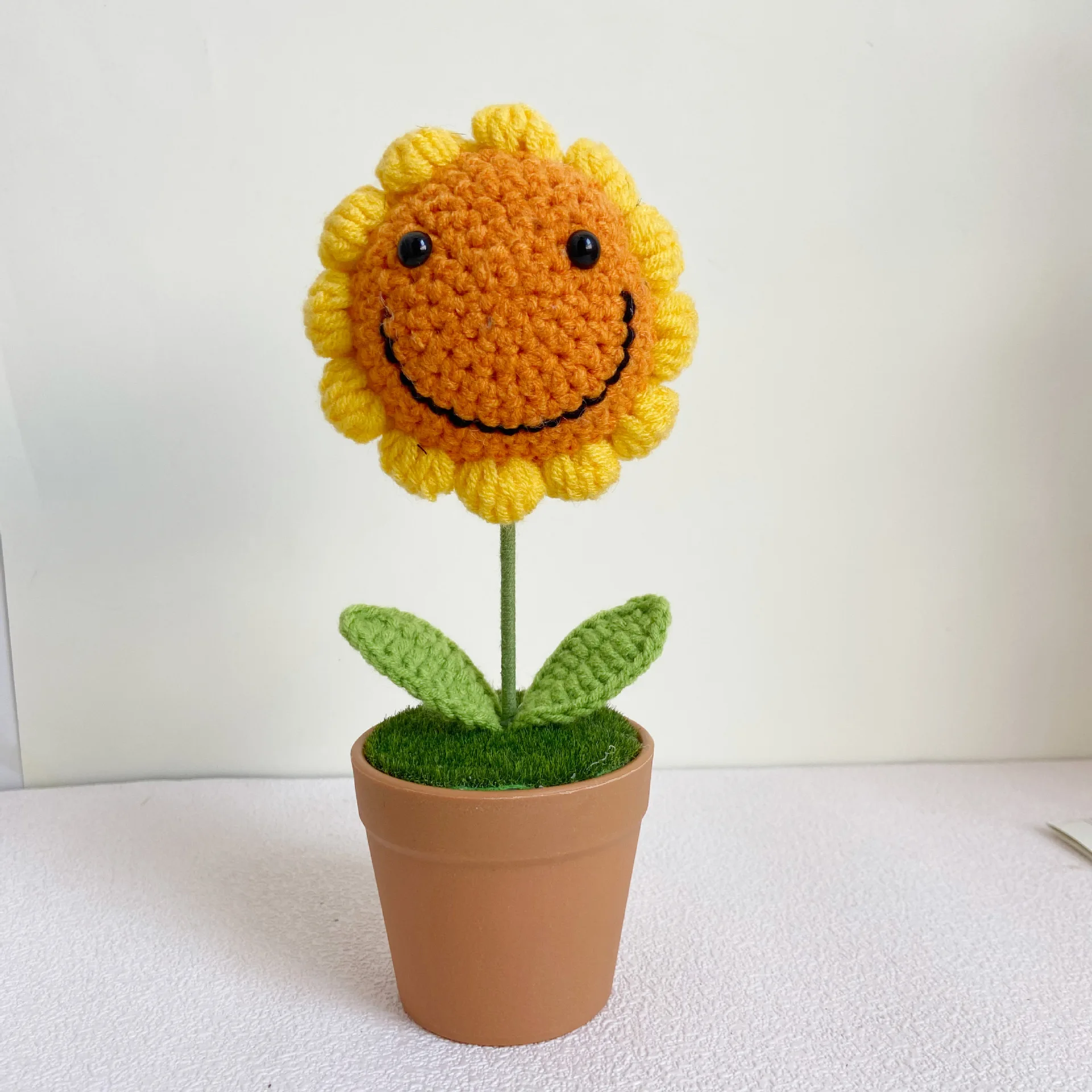 Hand-Knitted Sunflower, Tulip, Rose, Delicate Small Artificial Crochet Flower Knitted Flower Pot For Girl Gift Girl Room Decor