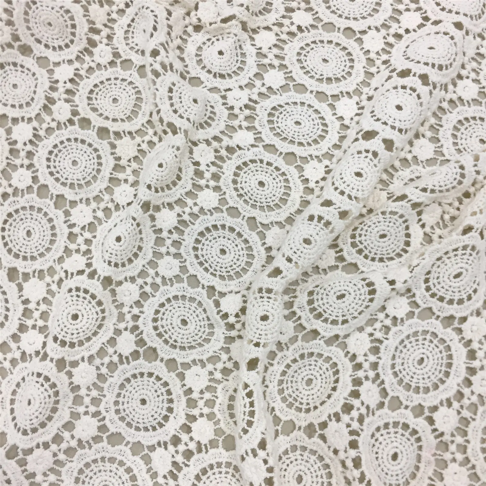 High Quality 100% Embroidery Cotton Lace Fabric Crochet Lace Trimming For Ladies Garment