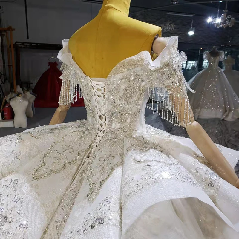 2022 New Luxury Sweetheart Strapless Fringed Pearl Embroidered Backless Bridal Wedding Dress For Women