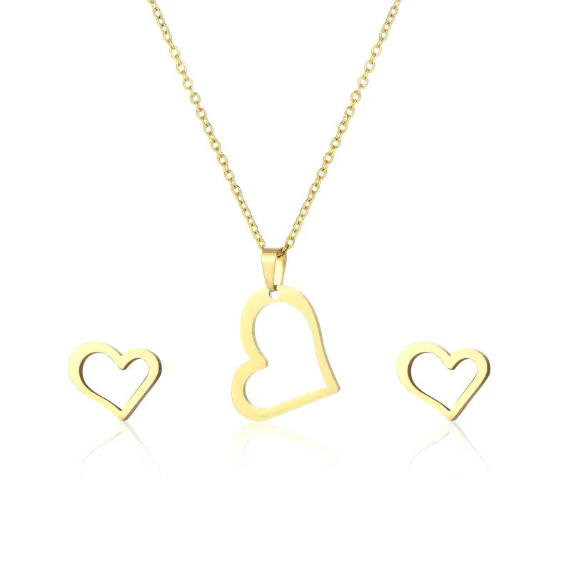 Popular Fashion Women Jewelry  Heart Pendant Necklace Wholesale Cheap Hollow Heart Necklace