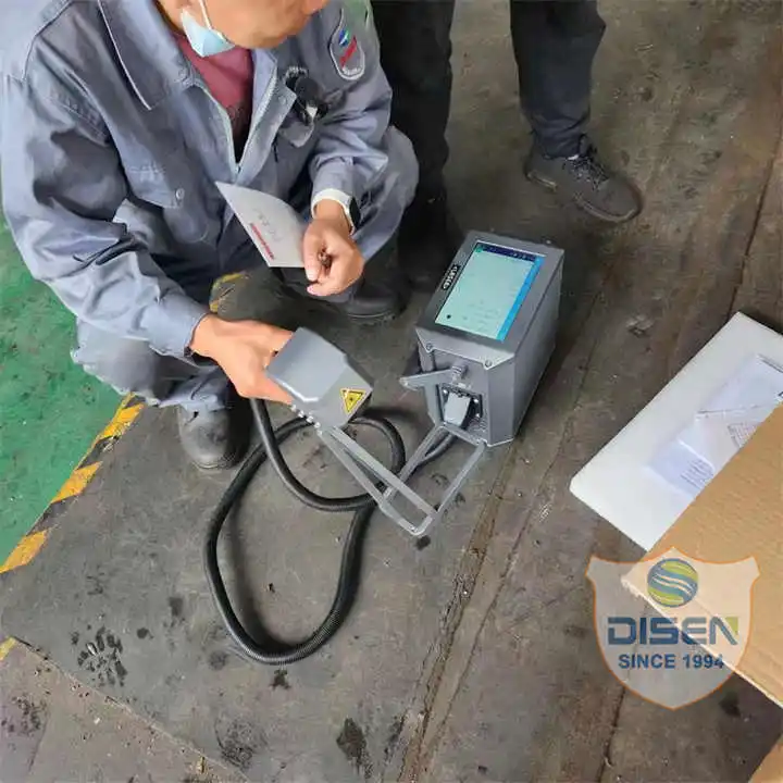 Portable Metal Laser Engraving Marker 1064nm 20w 30w 50w Handheld Fiber Laser Marking Machine