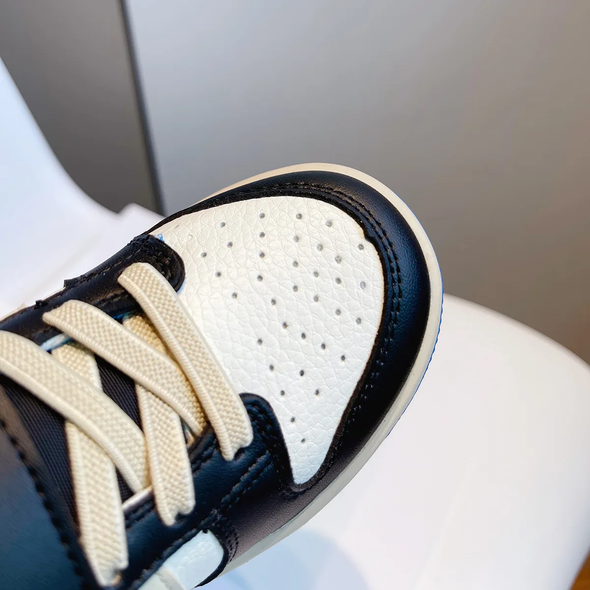 2022 New Fashion Rainbow Kids sport Shoes For Girls Sneakers Students Breathable Mesh Children Shoes Boys Girls Sneakers