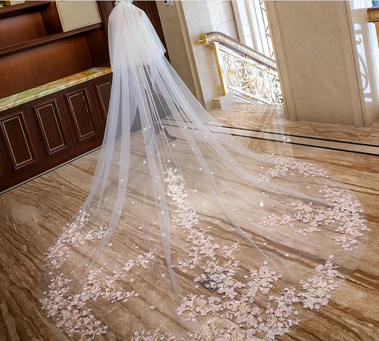 Hot sale Luxury Two-Layer Lace Wedding Veil with Pink Flowers 3.5 Meters Long Bridal Veils with Comb