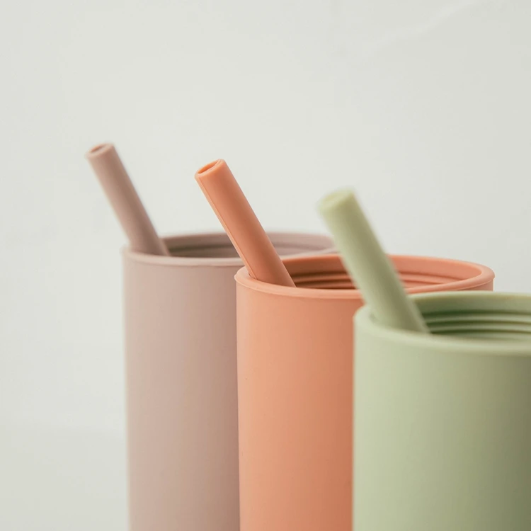 Wholesale Eco-Reusable Custom Colored Drinking Silicone Straw Set