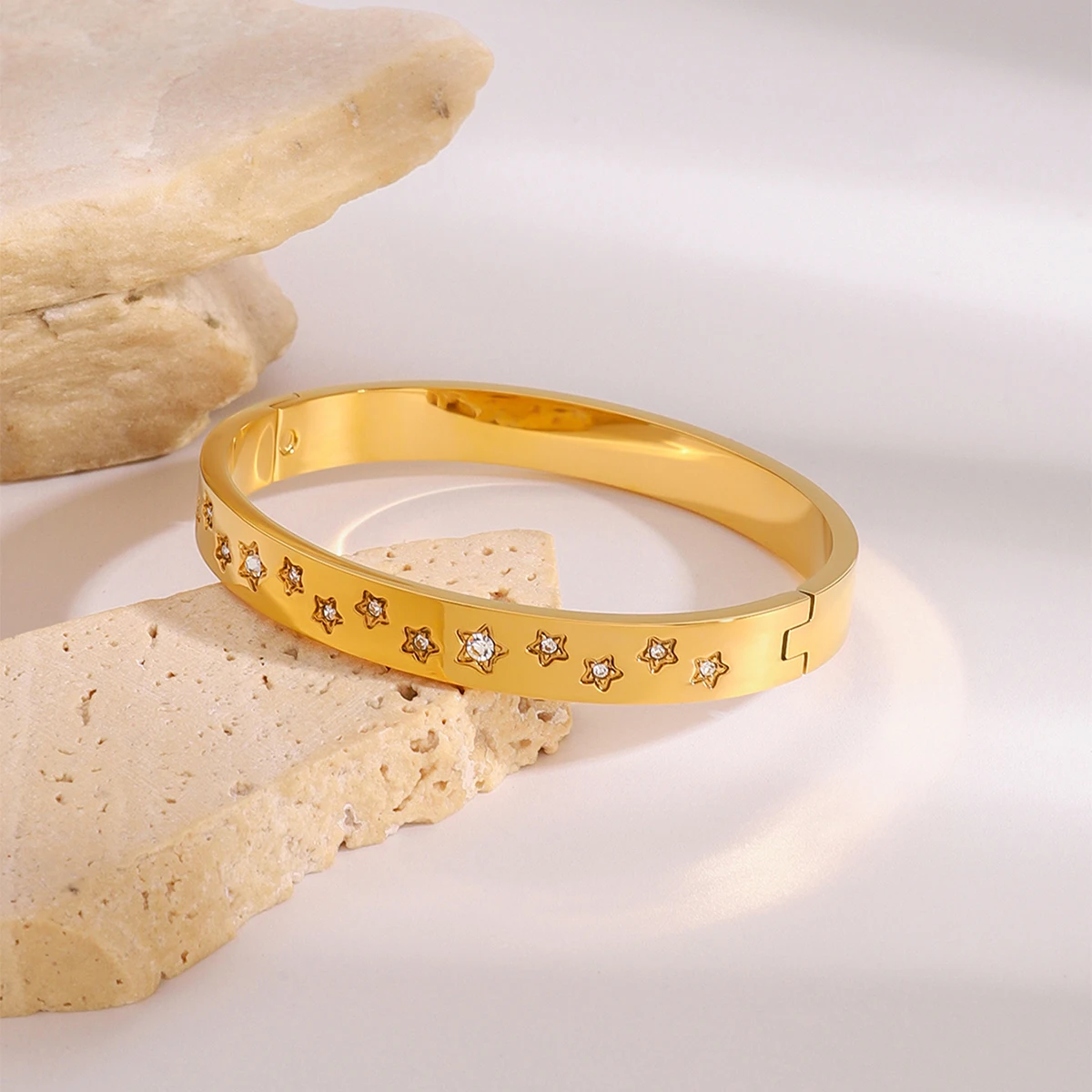 J&D 18k Gold Stainless Steel Round Star Rhinestone Bracelet 8mm Statement Jewelry