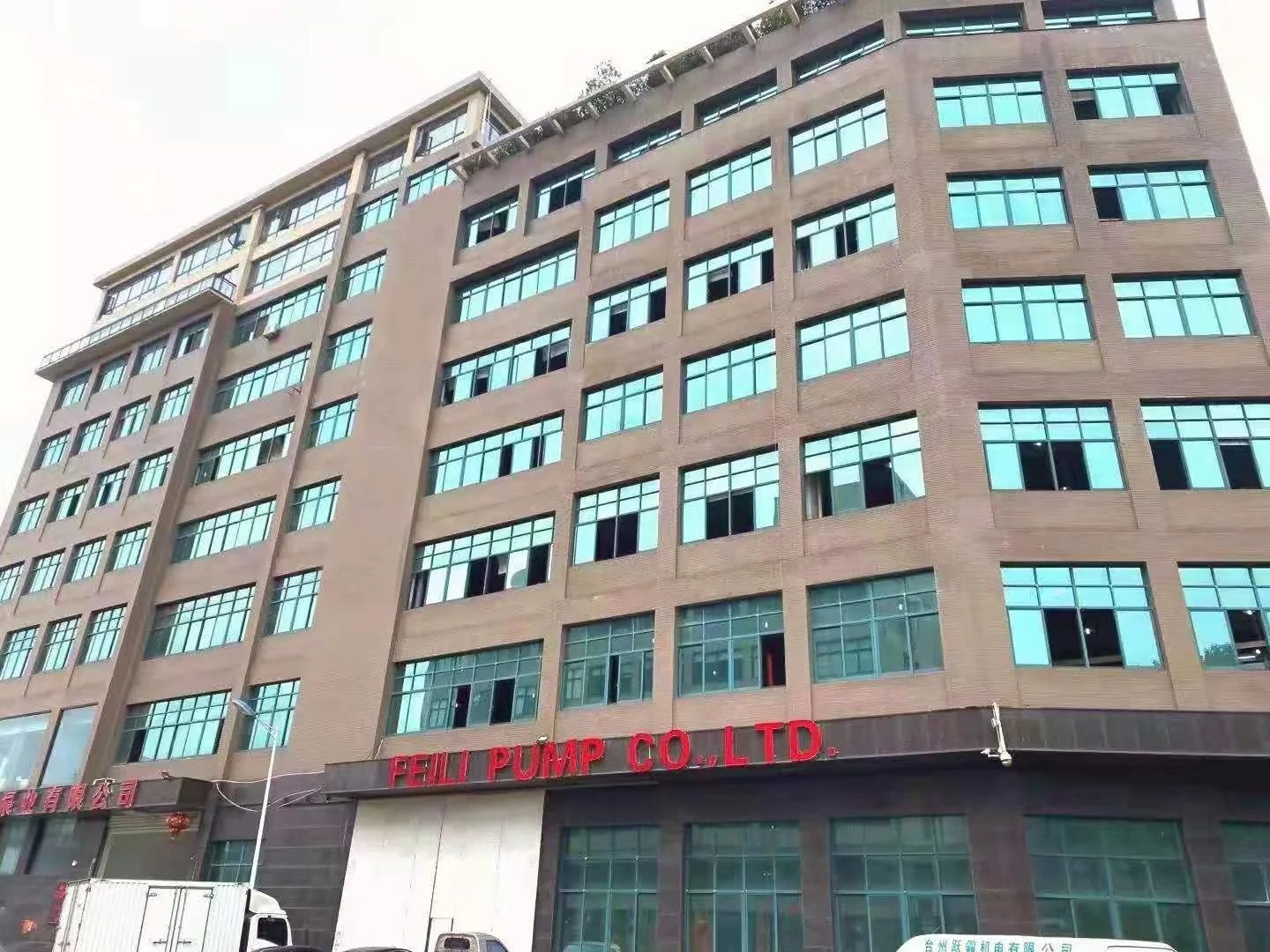 dewatering centrifugal dirty water pump submersible sewage pump high head high pressure with low volume for water pump