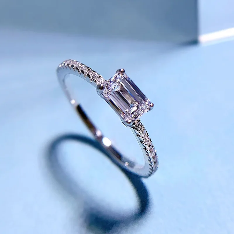 2024 New S925 Silver Square Sugar Ring Women Square Small Diamond Ring Proposal Diamond Ring