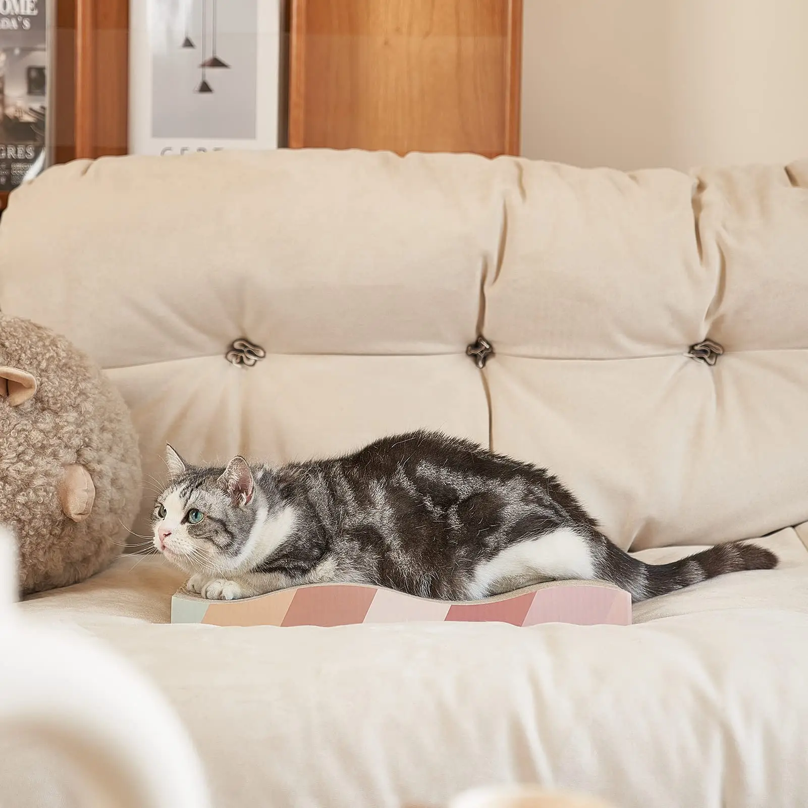 MEOW LOVE Factory Direct Custom More Convenient Cat Scratching Pink Wavy Basic Cat Scratching Board