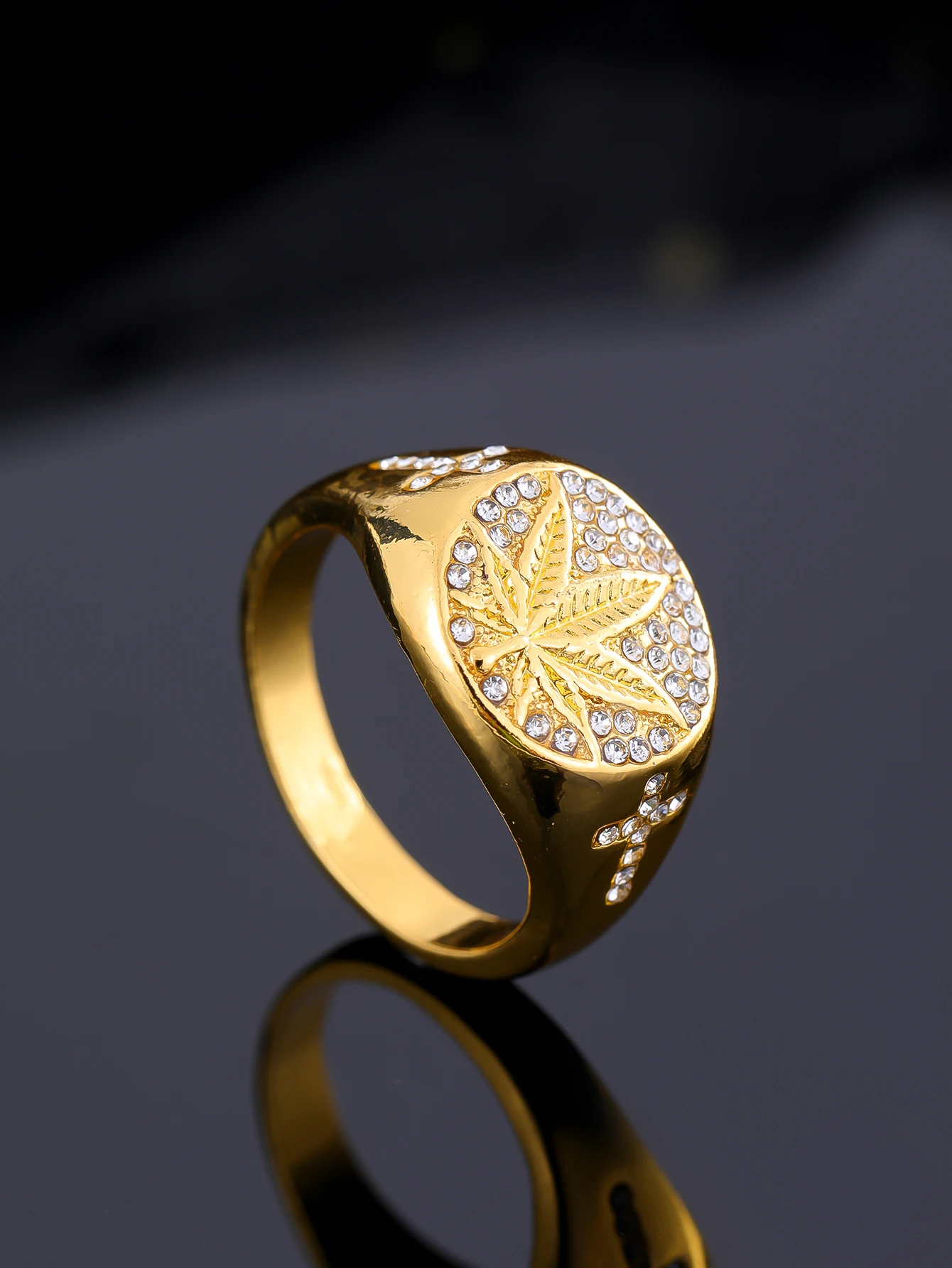 Liaolan Jewelry Moissanite Smoking Ring Hip Hop Diamond 18K Gold Cannabi Gorgeous Plant Weed Ring For Men Hip Hop Rings Men