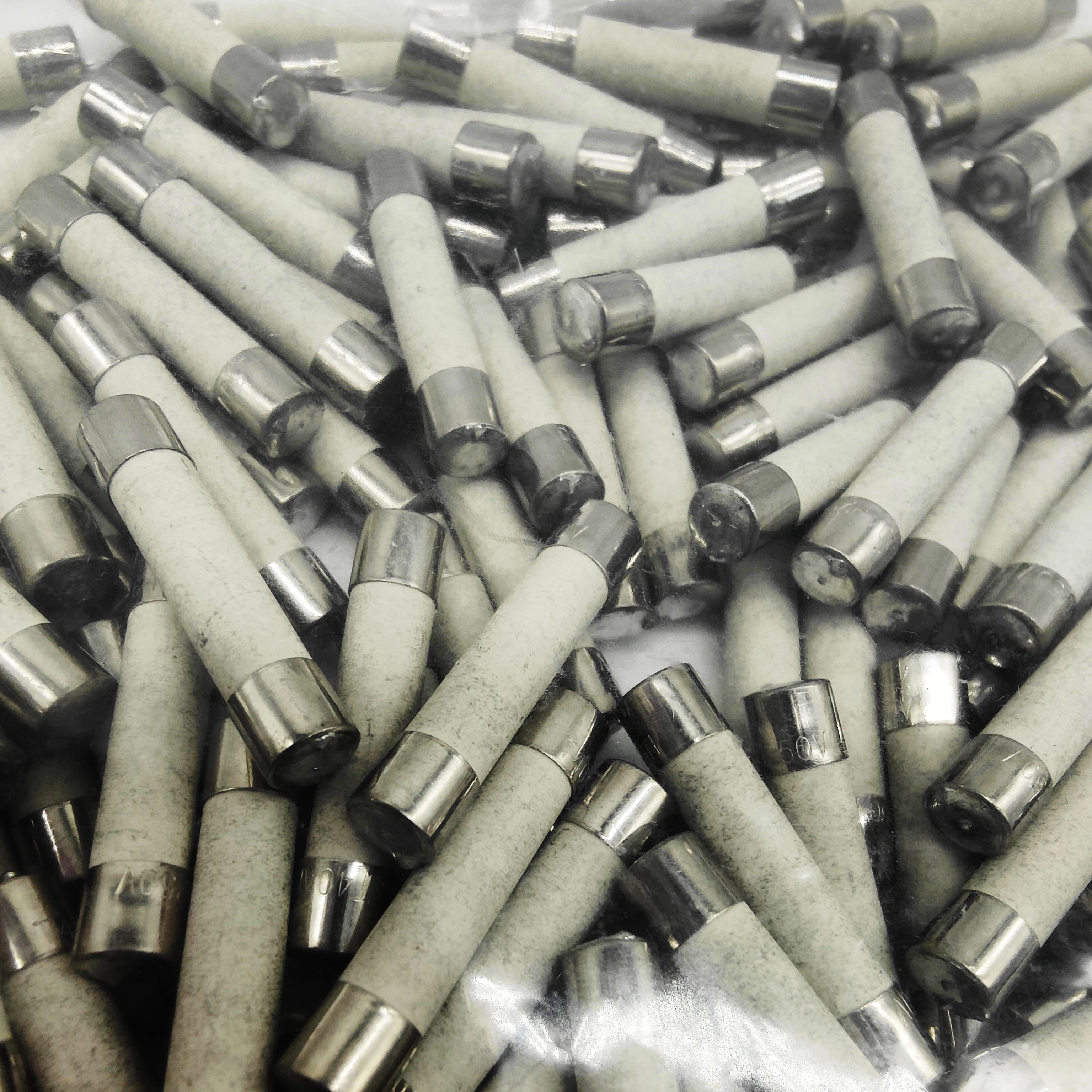 ebike hosh Wholesale Ceramic Fuse 40Ah 250v XC Fuse Cylinder  Link Ceramic Fuse