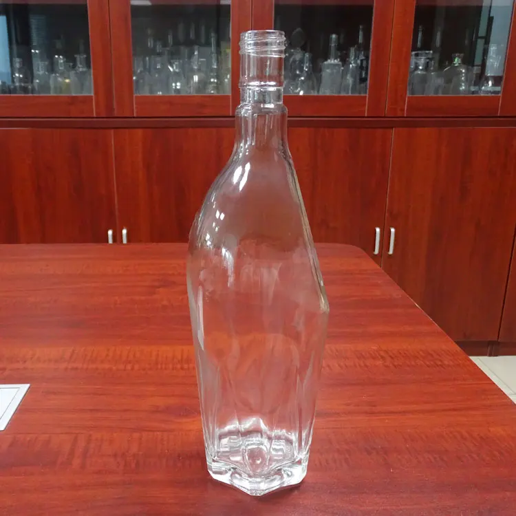 Exotic shaped 1000ml bottle empty for vodka whisky brandy