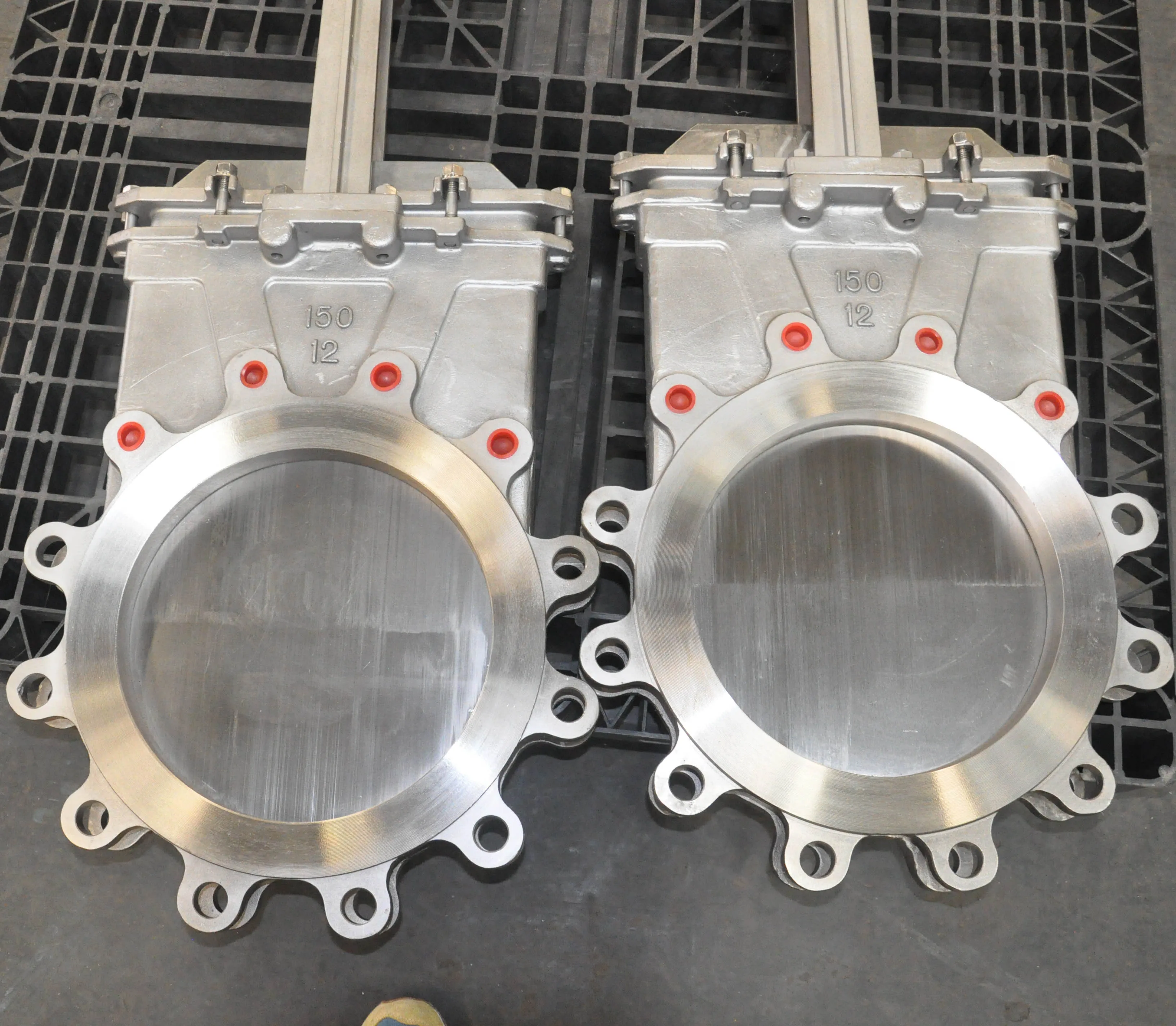 DN100 ASME Pneumatic Lug Type Knife Gate Valve