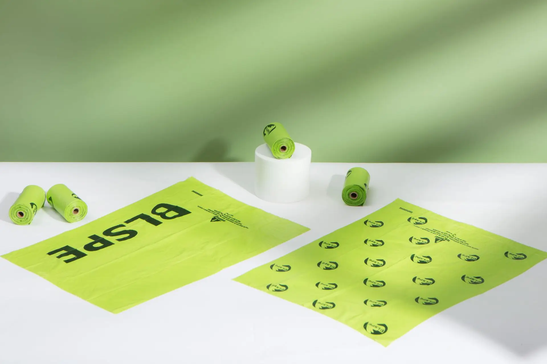 Hot selling 100% Degradable Biodegradable Cornstarch Compostable Plastic Garbage Bag Pet Dog Waste Poop Bag