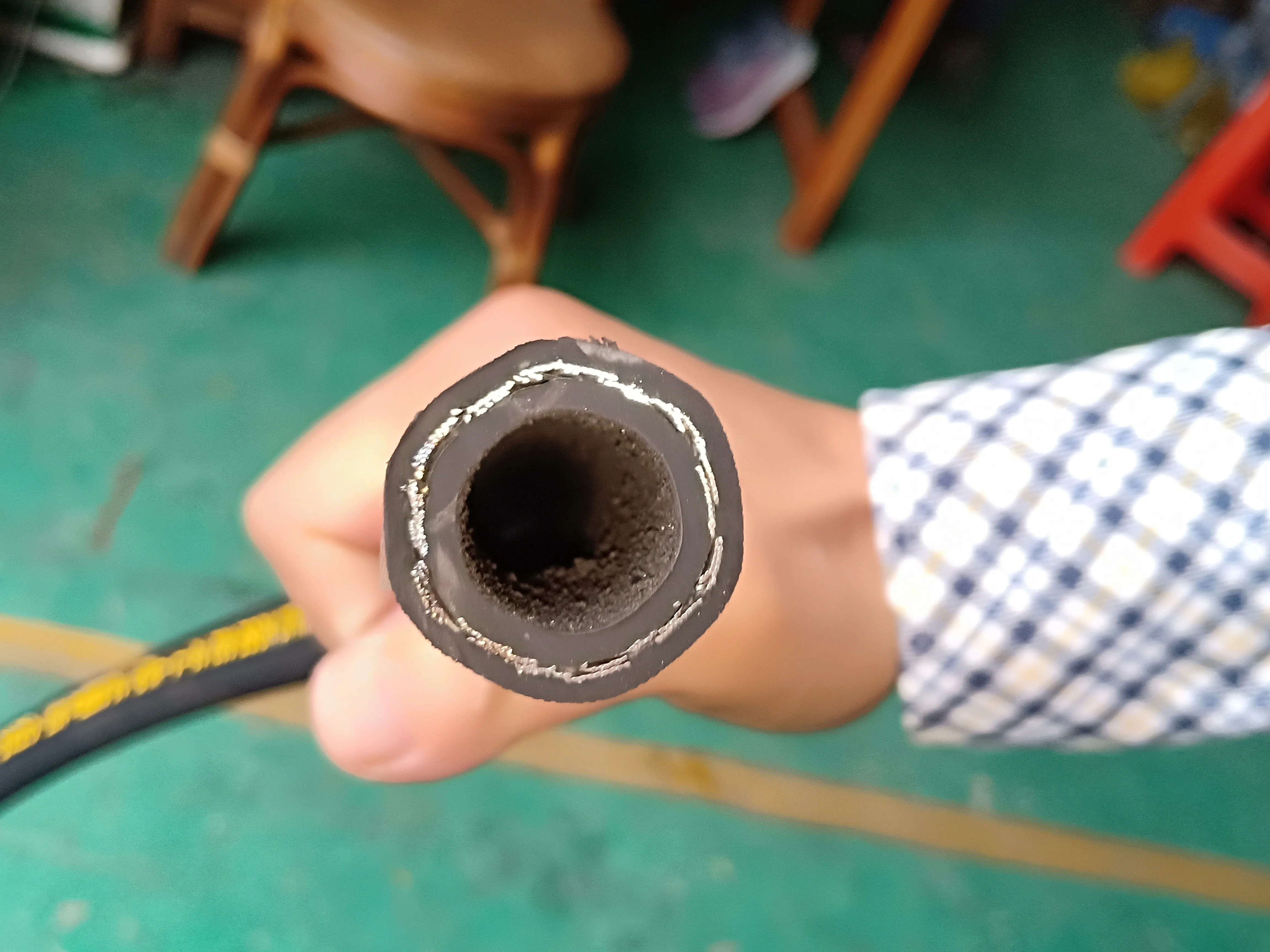 Automatic Glass Sandblasting Machine with 4 sandgun Vertical Glass Sand Art Glass Making equipment with film