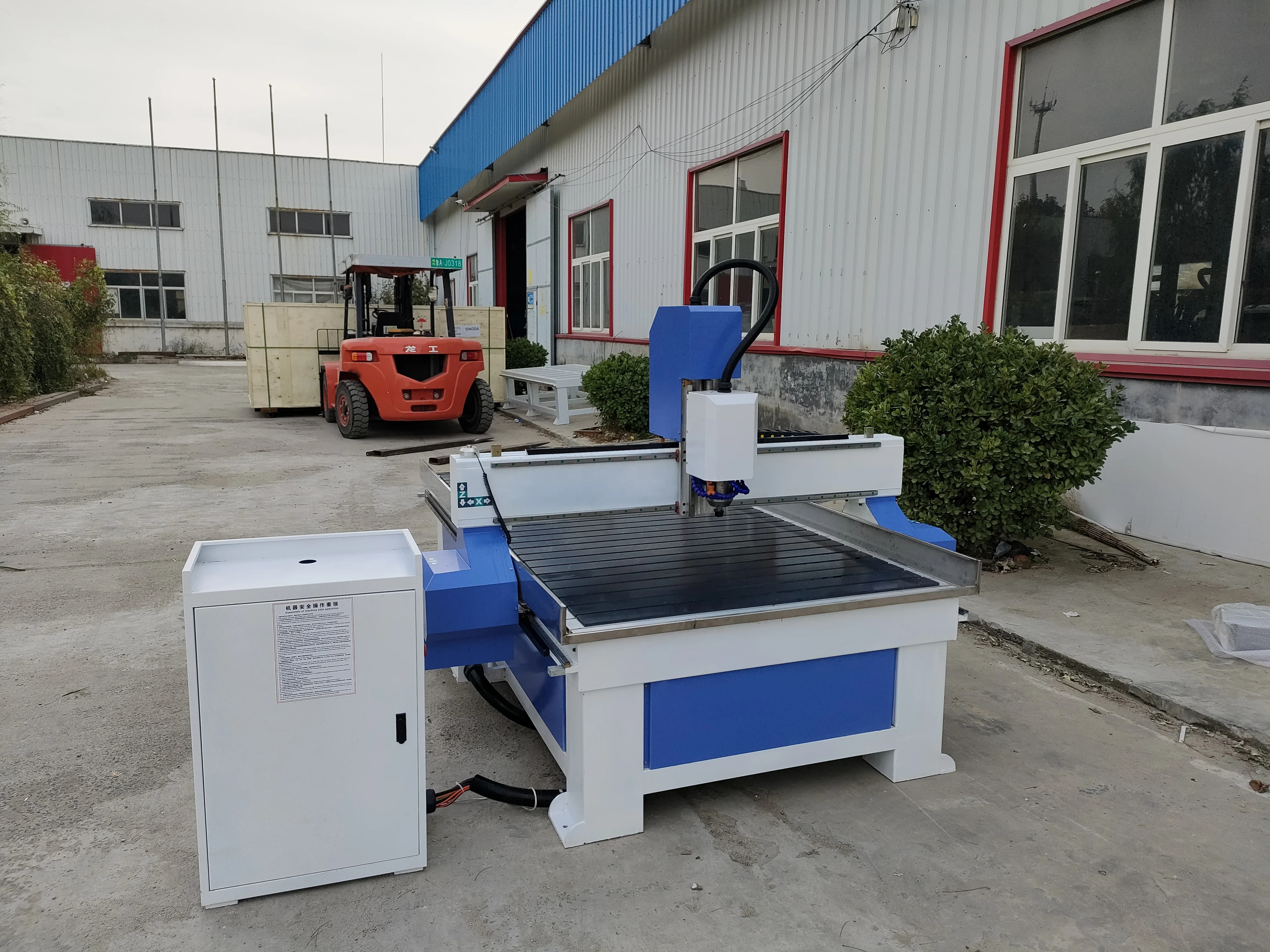 China Hot sale cnc router marble stone  natural stone cutting machines cnc bridge saw 3 axis  stone laser engraving machine