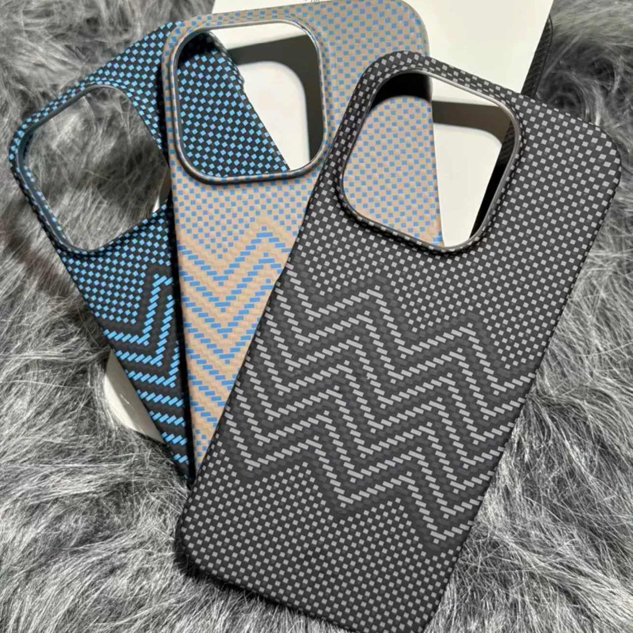 New Arrival Carbon fiber pattern Wavy grain Phone Case for iPhone 16 15 13 14 Pro Max 12 Shockproof Cover