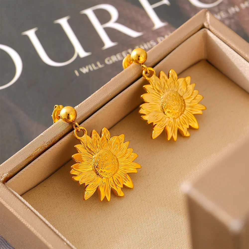 Unisex DIY Metal Religious Jewelry Making Gift Large 69x56mm Sunflower Flower Charms Pendants Gold Plated Alloy for Parties