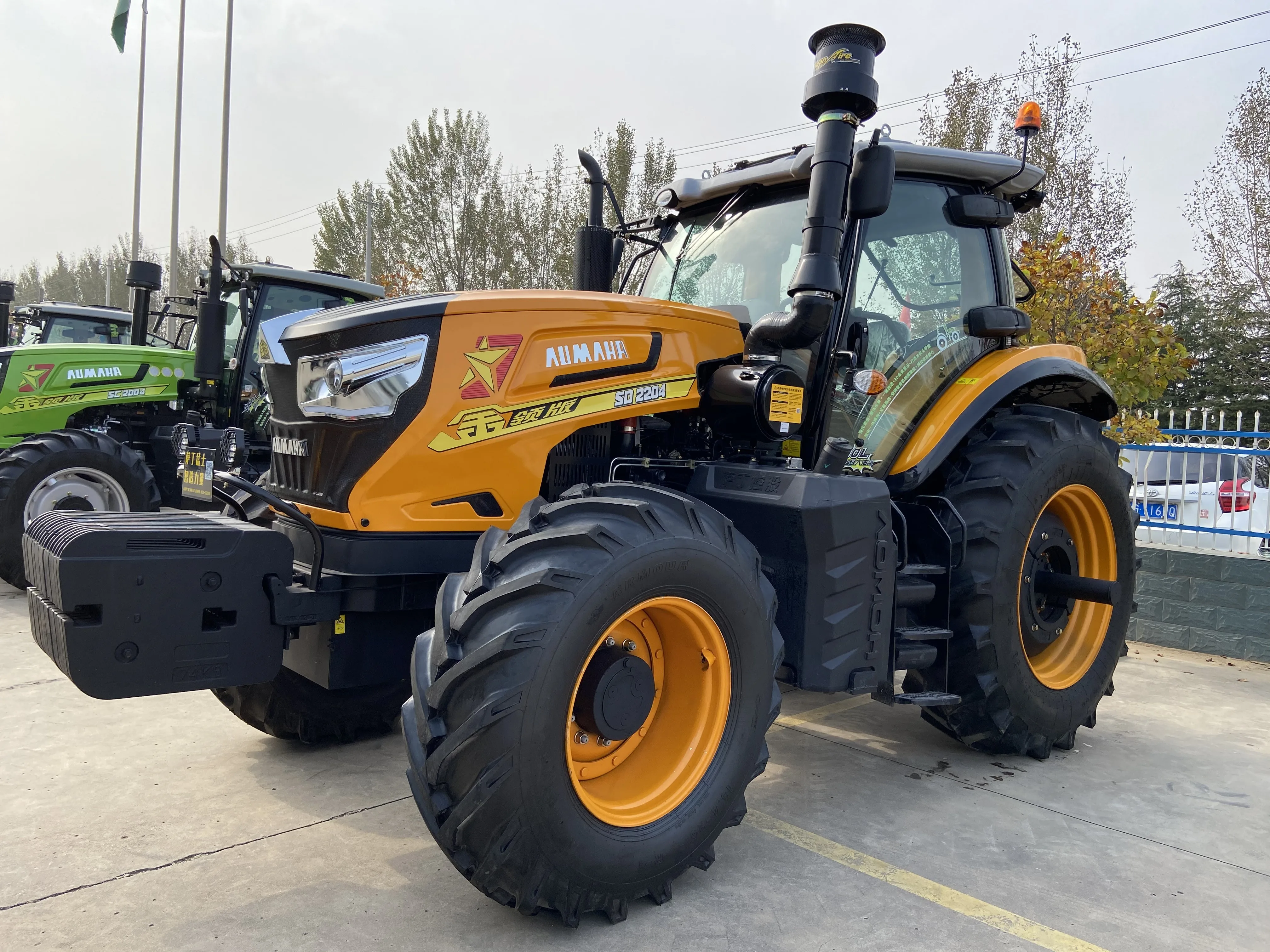 Дешевые сельскохозяйственные тракторы 220 л. С., 4 на продажу, колесо с максимальным дизельным двигателем, Германия