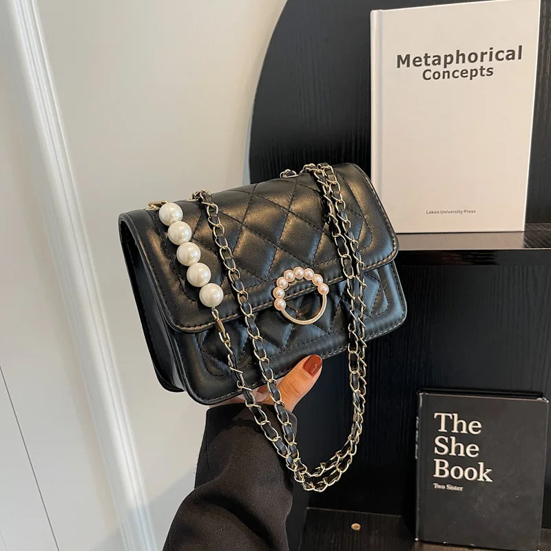 Explosive One Shoulder Pearl Messenger Bag Women s Stylish Choice for bag