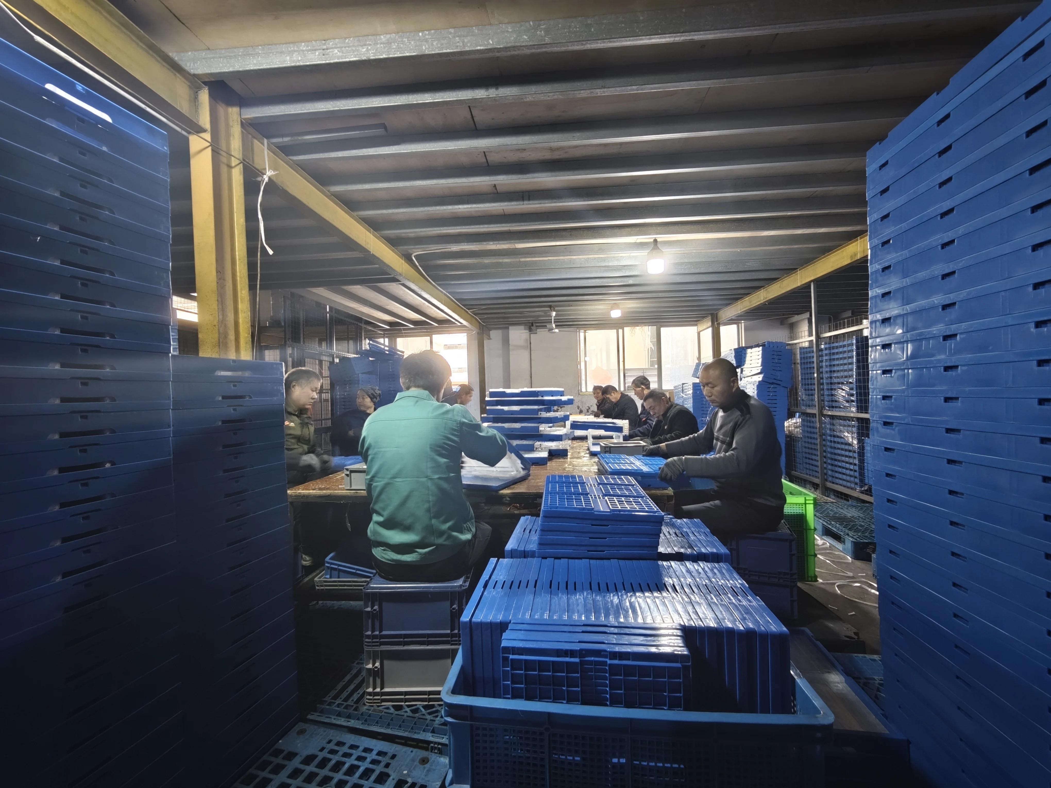 NEXARA Warehouse Storage 1311 1300*1100*150mm Blow Molding Nine Runner Euro Plastic Pallet for Shipping