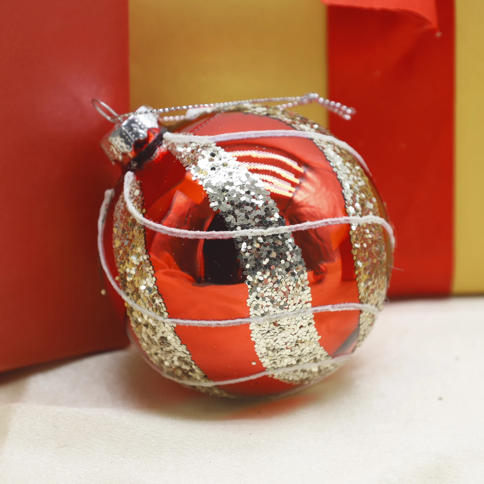 High Quality Christmas Tree Hanging Decoration Red Glass Ball for Christmas Gifts