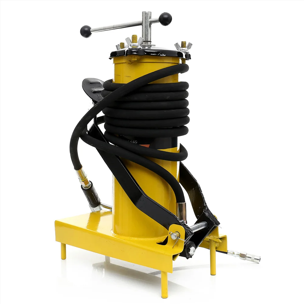 Foot operated high pressure grease pump pedal lubricator - 6L Oiler