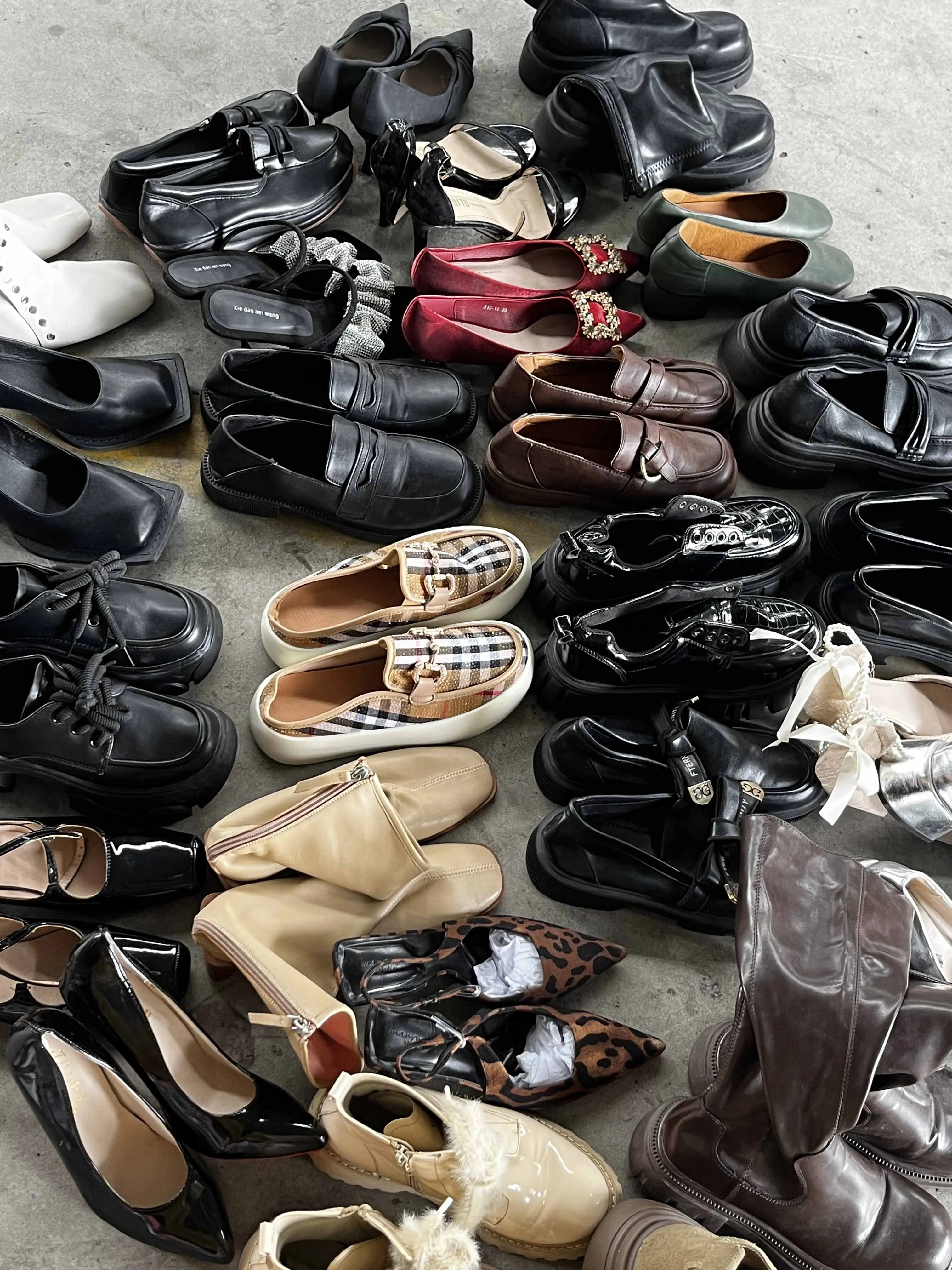 Popular in Southeast Asia good quality used zapatillas shoes used brand bales summer Second hand shoes for export top shoes