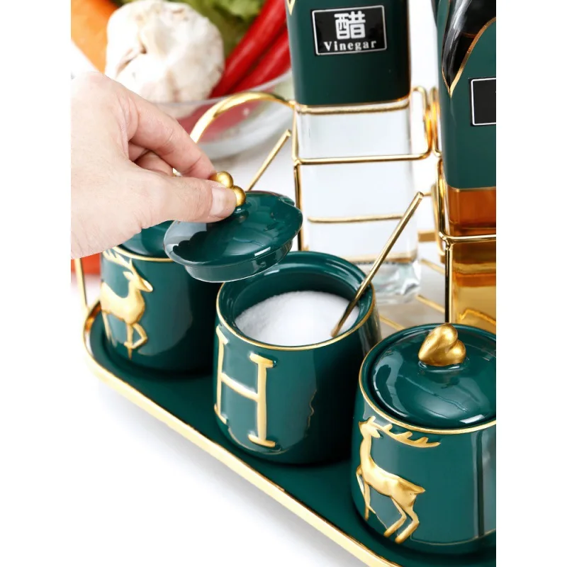 Kitchen Luxury Ceramic Spice Jar Set Salt Sugar Pepper Seasoning Pot Ceramic Seasoning Storage Box With Olive Oil Bottle