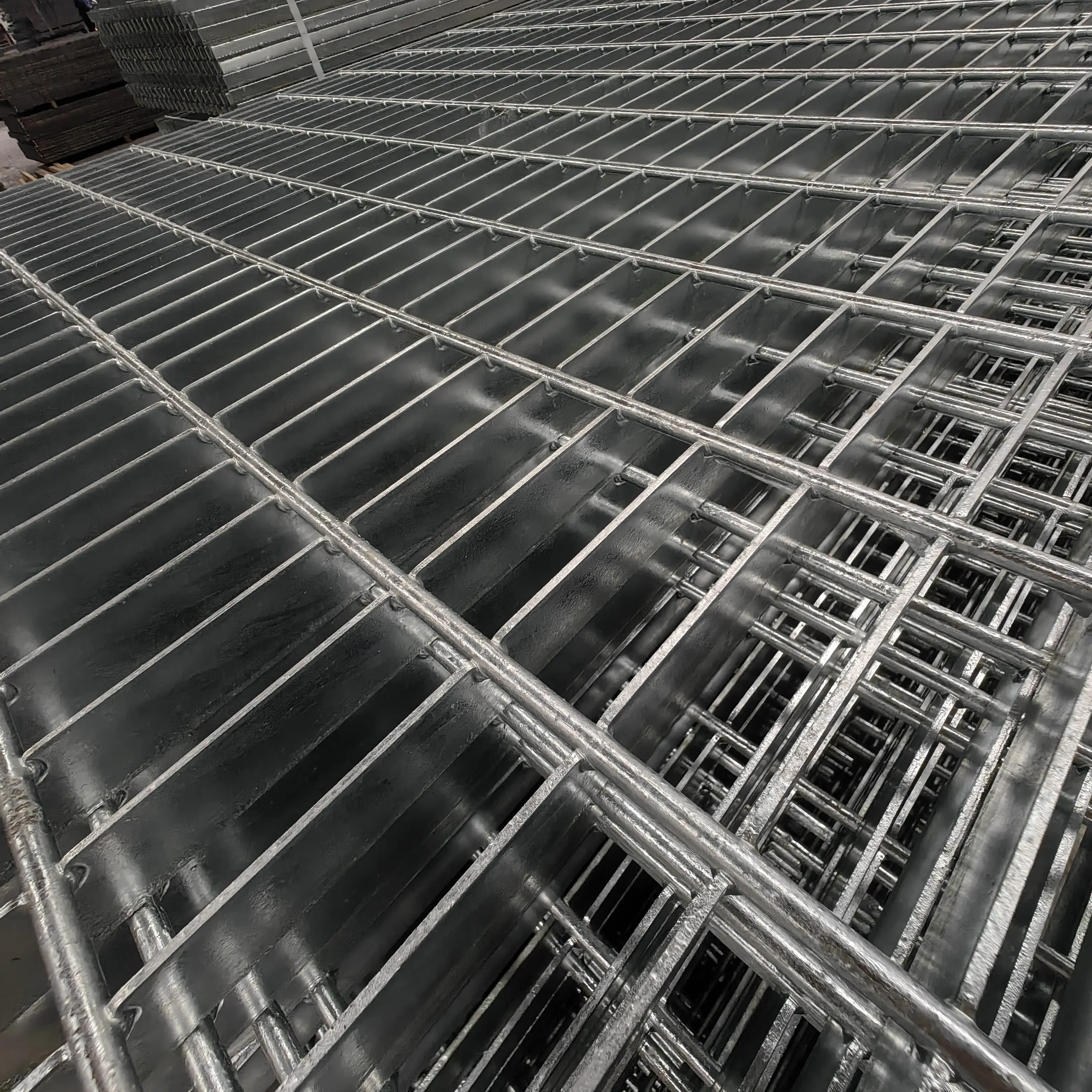 40*5mm Grating Metal Floor Drain Storm Drain Galvanised Steel Grating Drainage Cover For Road Driveway