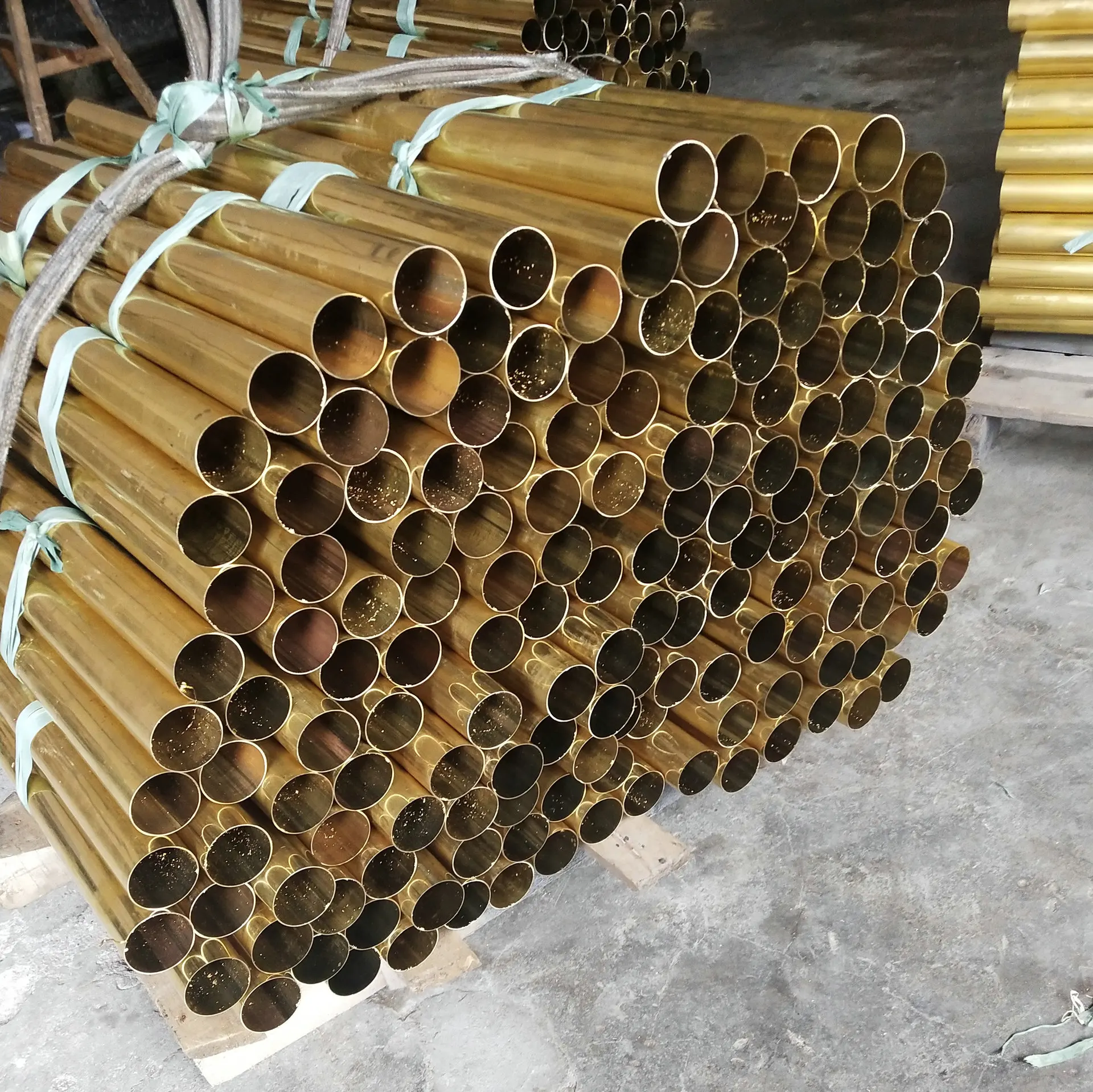 Thick-walled brass tube H65 precision brass lead-free environmentally friendly copper tube