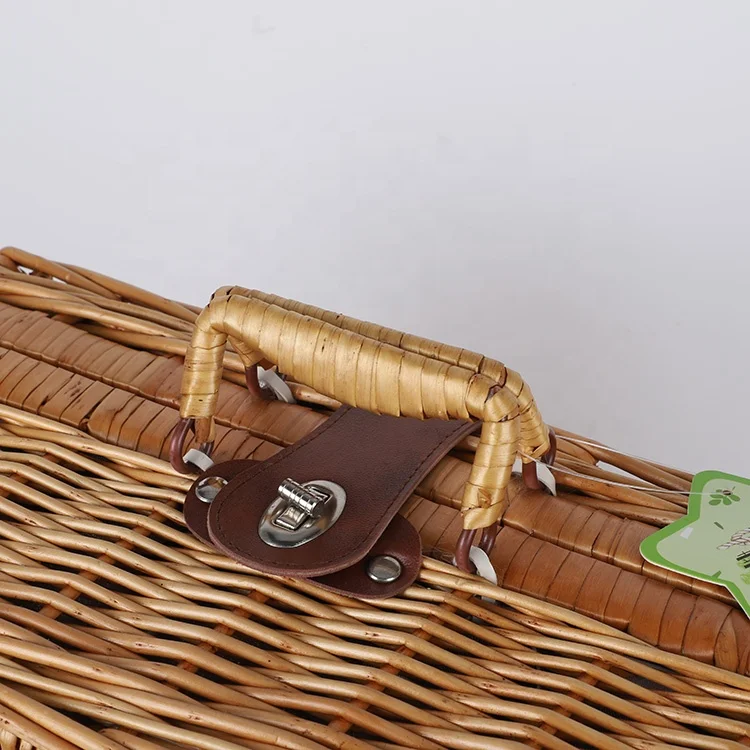 Wholesale Christmas gift baskets empty hamper boxes gift picnic basket with liner