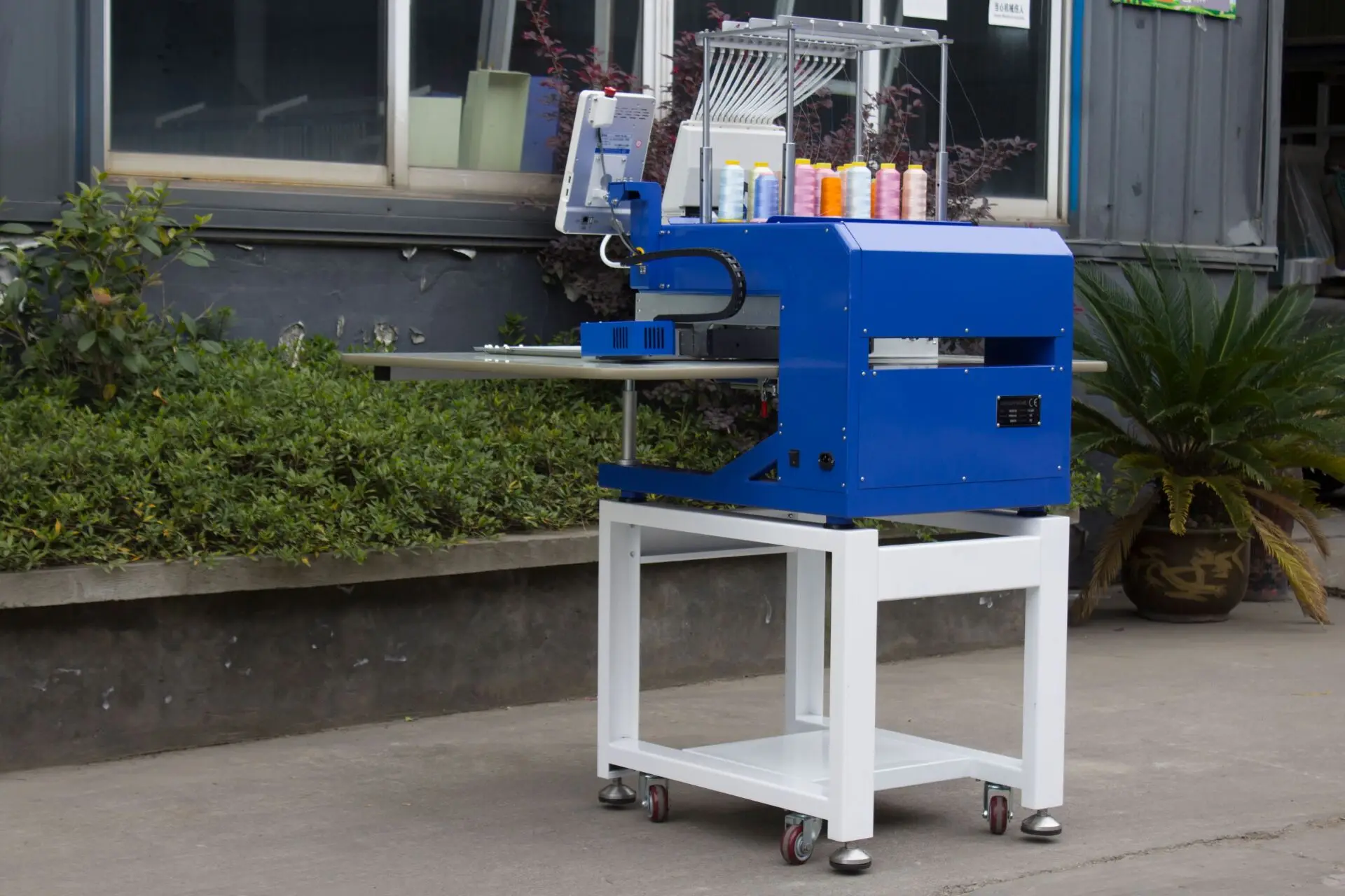  5 years warranty HOLiAUMA used barudan embroidery digital sewing machine for Making Logos on Clothing prices in