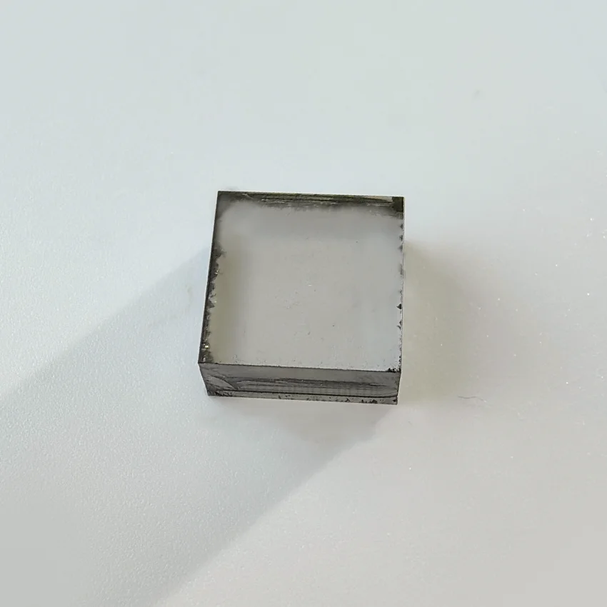 Synthetic Unpolished Diamond CVD Uncut Diamond 12x12x6.9mm Lab Grown Rough Diamond